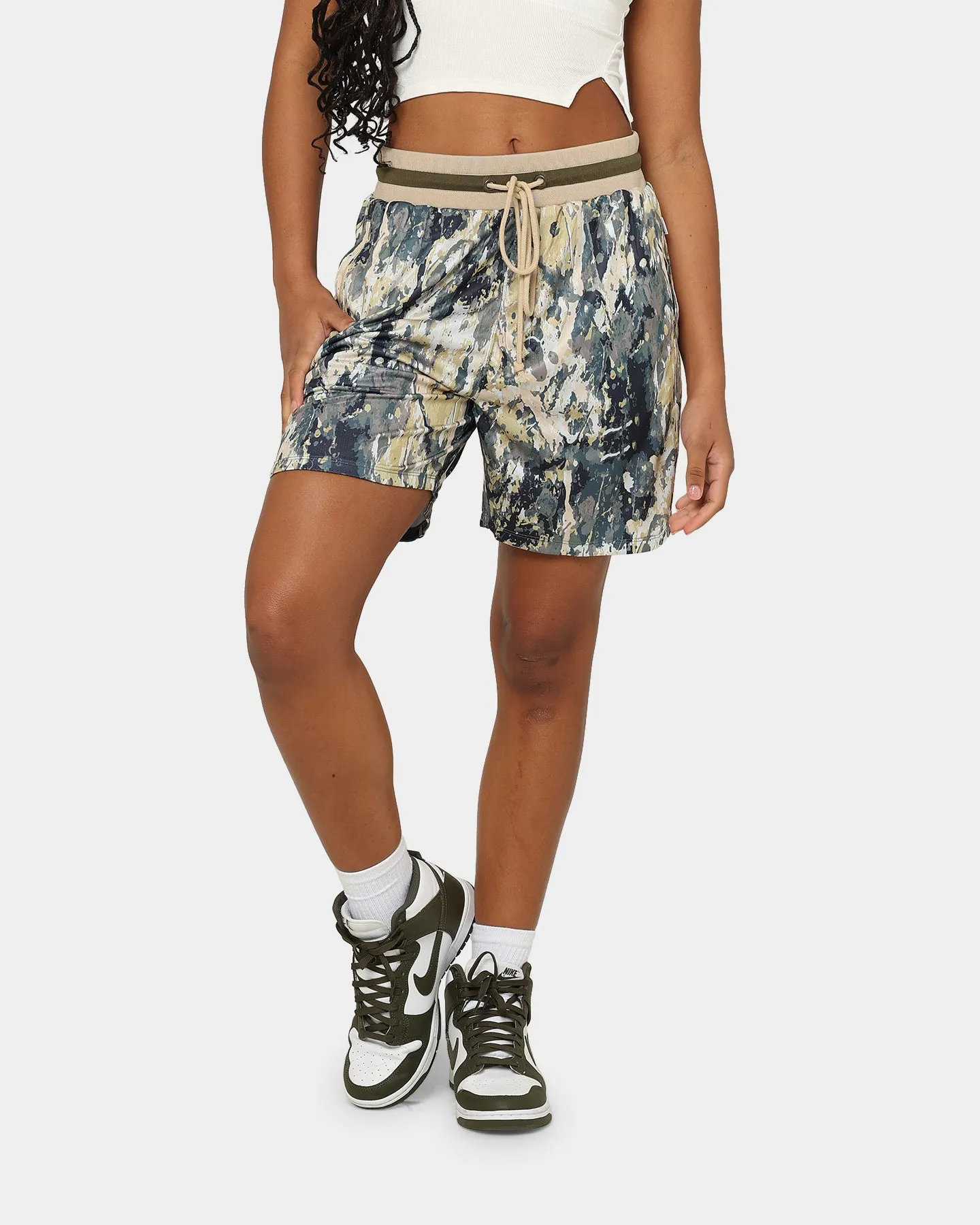 Relaxed Movement Fan gear Carre Splatter Ball Shorts Multi-coloured
