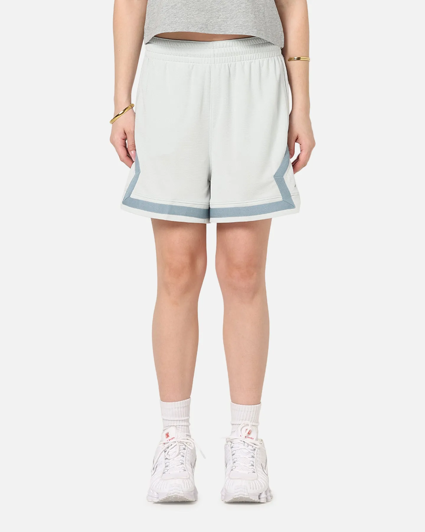 Jordan Women's Dri-FIT 4" Diamond Shorts Light Silver Lace trim