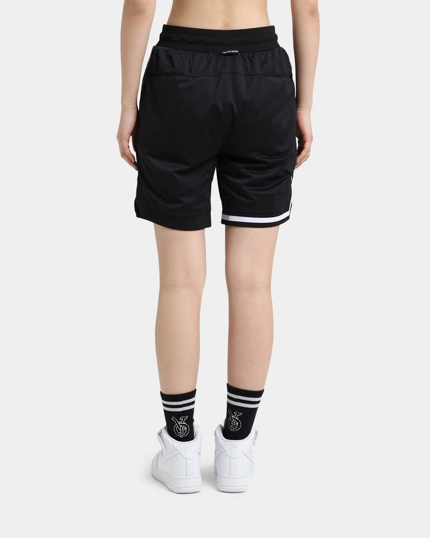 The Anti Order Off Season Basketball Shorts Black/White Breeze Friendly