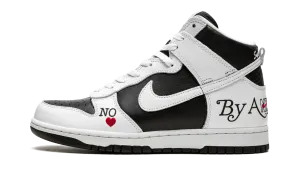 SB Dunk High "Supreme - By Any Means - White/Black" Fun Hike