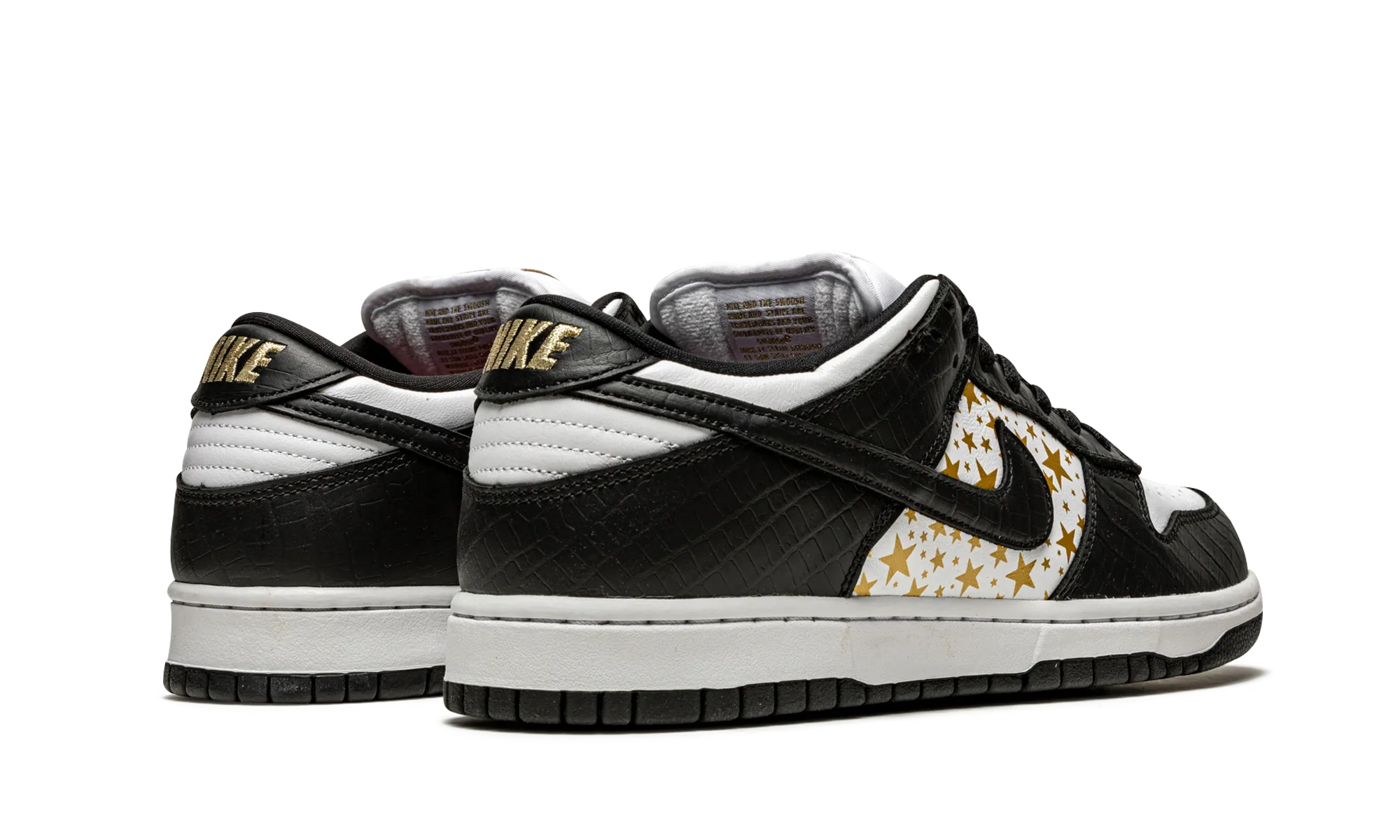 Scenic Step SB Dunk Low "Supreme - Stars - Black"