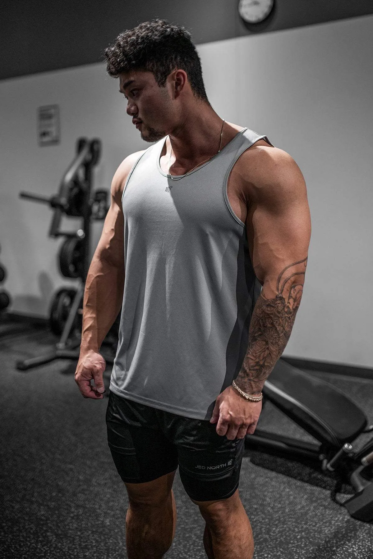 Alpha Microfiber Fast-Dry Gym Tank Top - Polar Silver anti missile Moisture Lock Layer