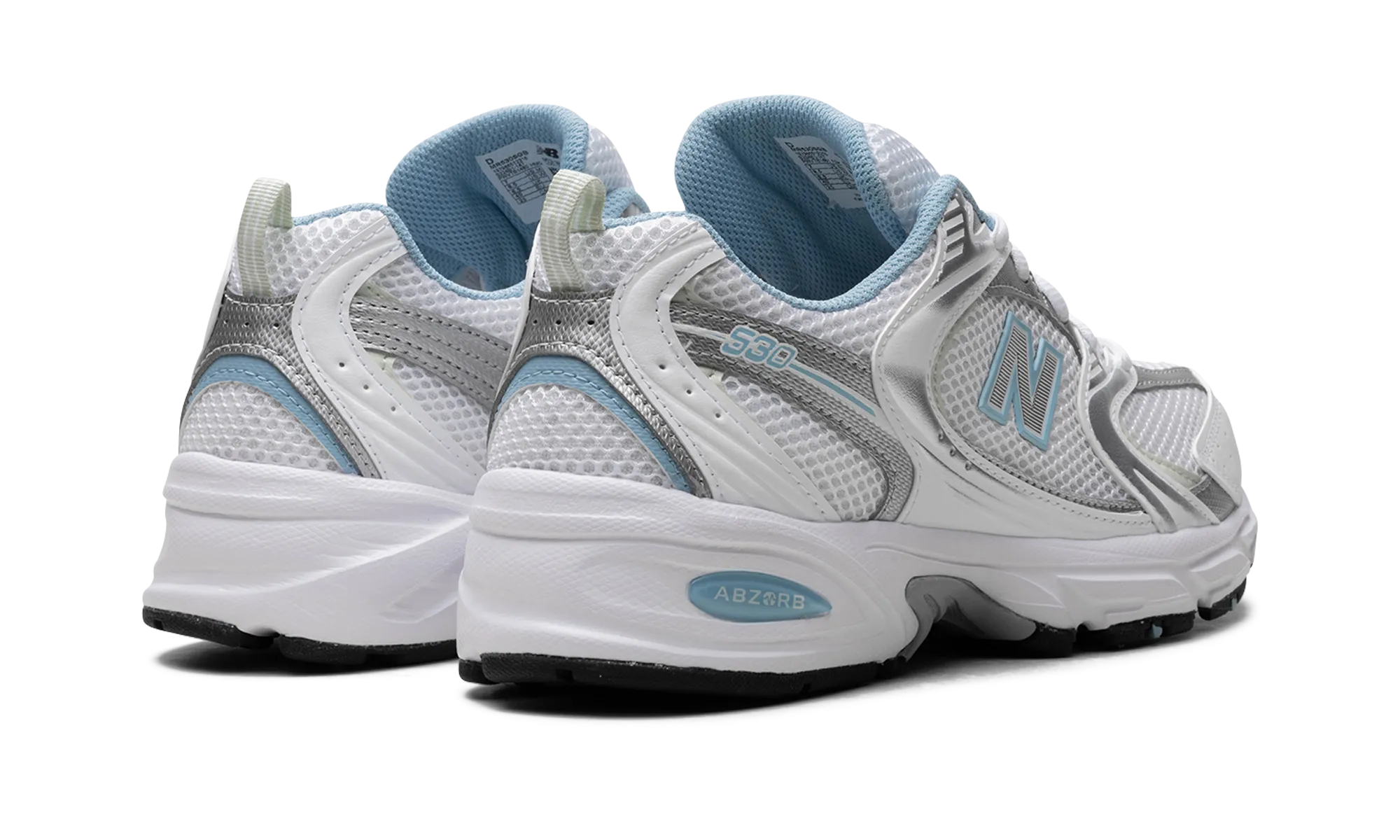 530 "White" boots Simple Look