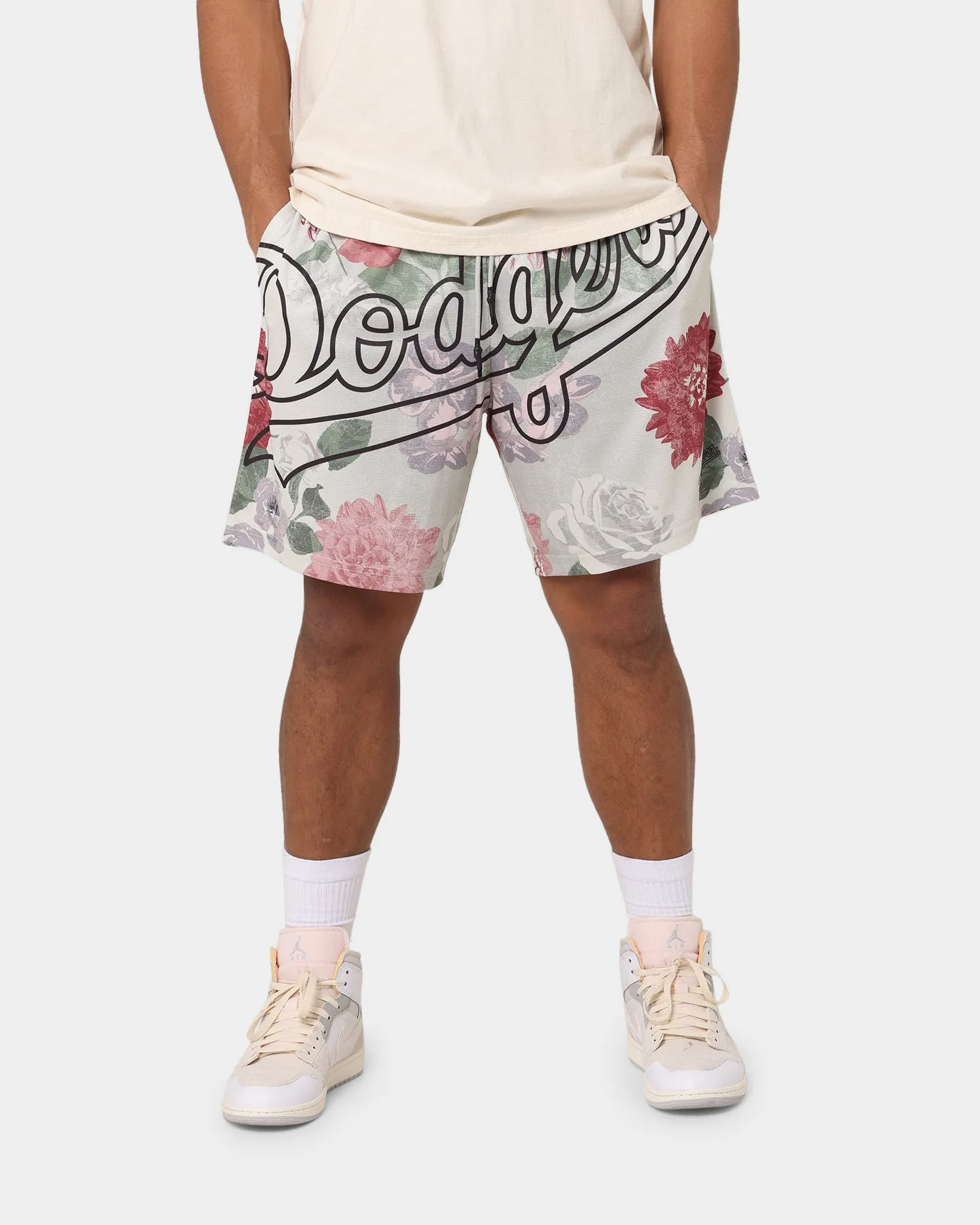 Majestic Athletic Los Angeles Dodgers Digi Floral Camo Shorts Vintage White Sleek Waistband Patchwork Design