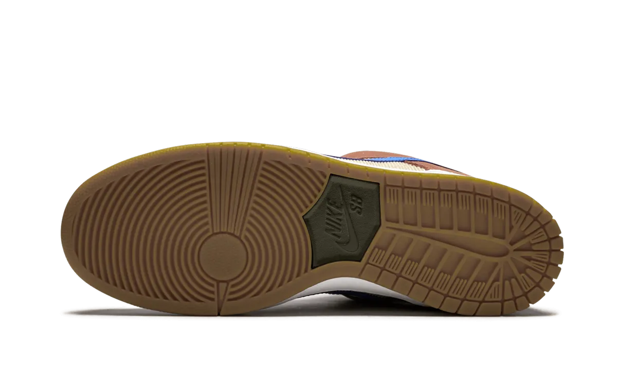 Comfort Cushioning Grass Step SB Dunk Low Pro "Corduroy"