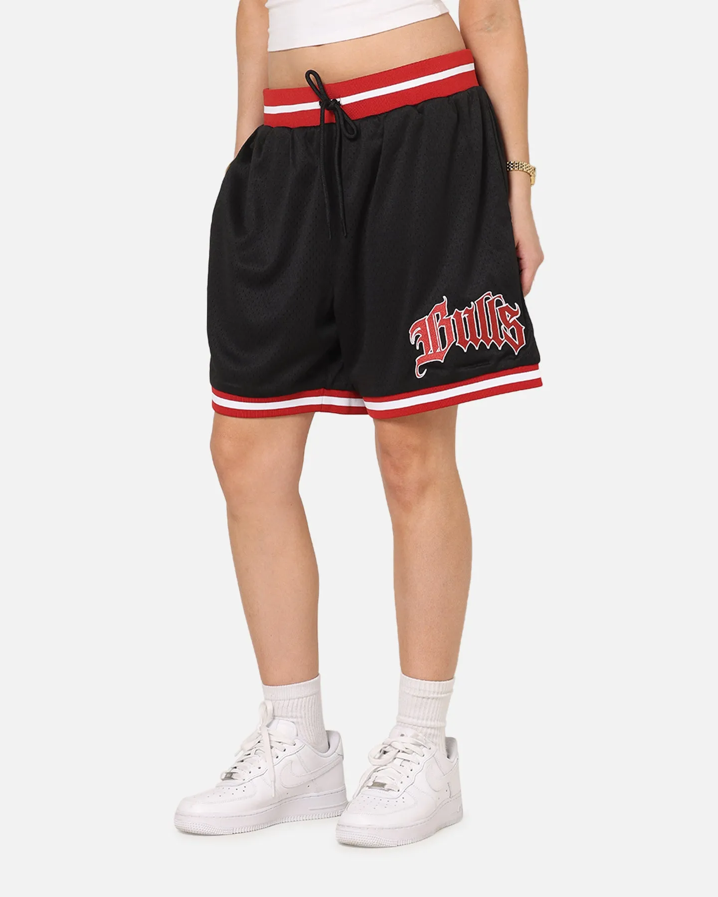 Reinforced Hems Adaptive Fit Mitchell & Ness Chicago Bulls Gothic Shorts Black