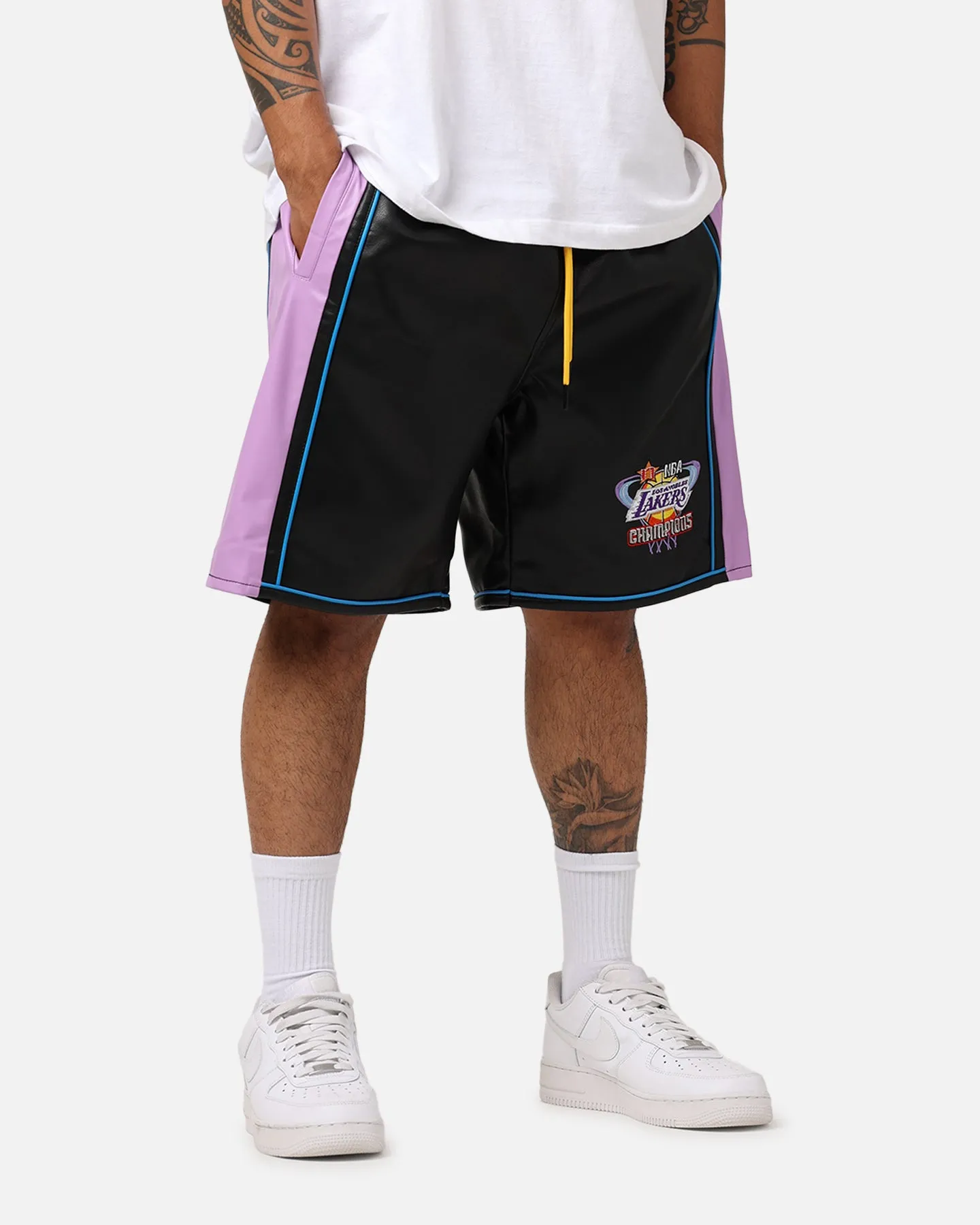 handmade touch Versatile Styling Mitchell & Ness Los Angeles Lakers Showtime Shorts Black