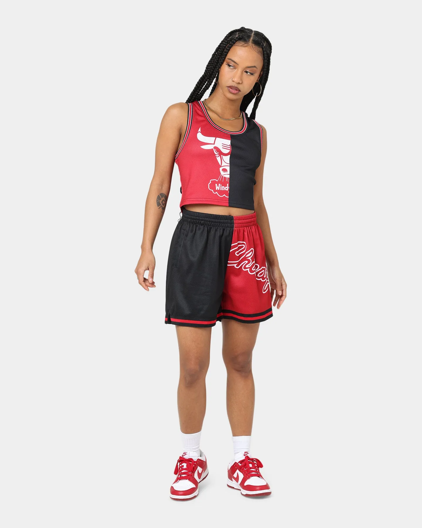 Mitchell & Ness Women's Chicago Bulls Big Face 5.0 Shorts Black Breezy Feel Punk style