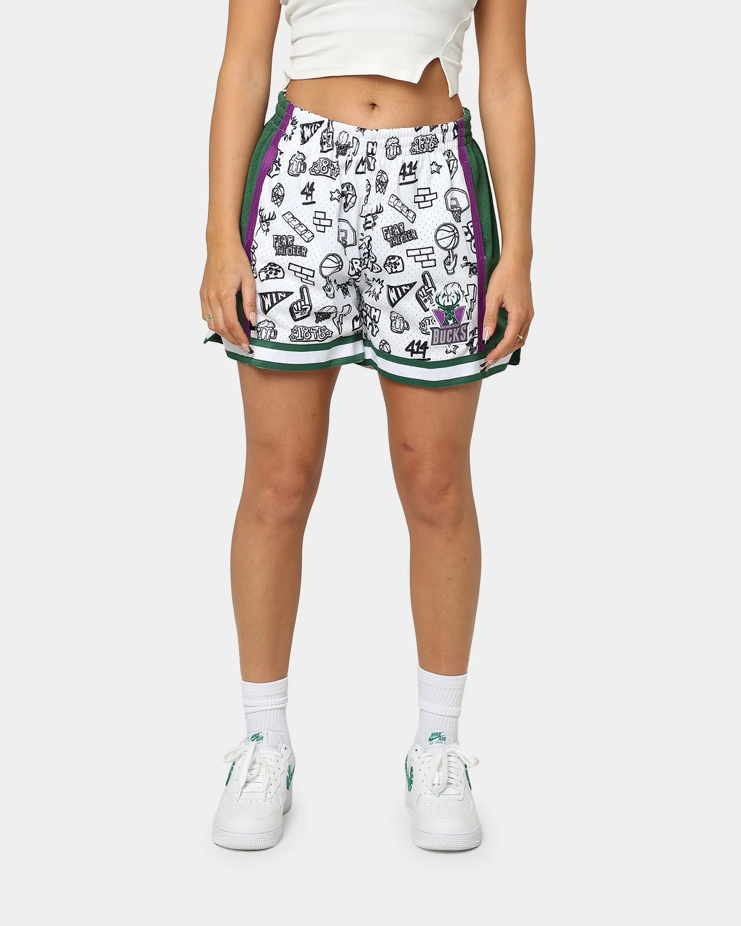 Mitchell & Ness Women's Milwaukee Bucks Doodle Shorts White thermal fabric Chill Mode
