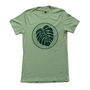 Monstera Circle Tee-Heather Sage Seasonal Outfit