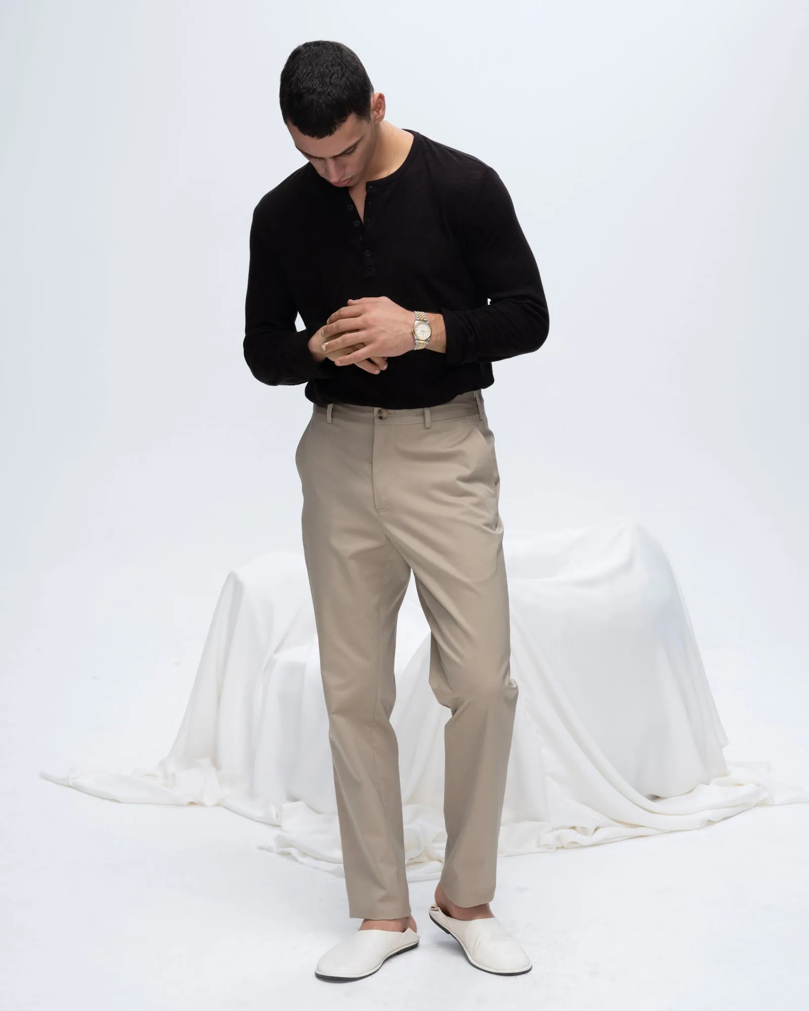 Slub Jersey Destroyed Wash Henley - Black Simple Wear