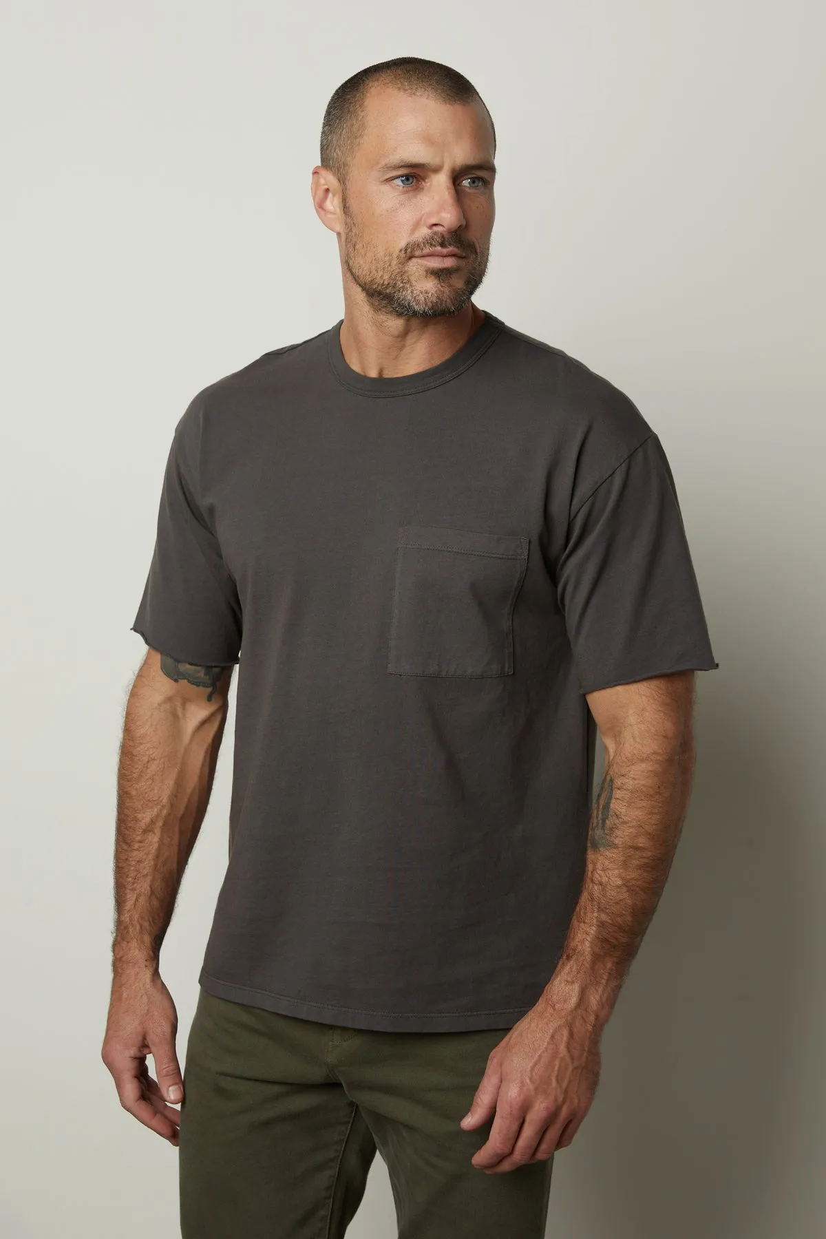 NEPTUNE CREW NECK POCKET TEE Comfy Fit Layer EasyCareFinish