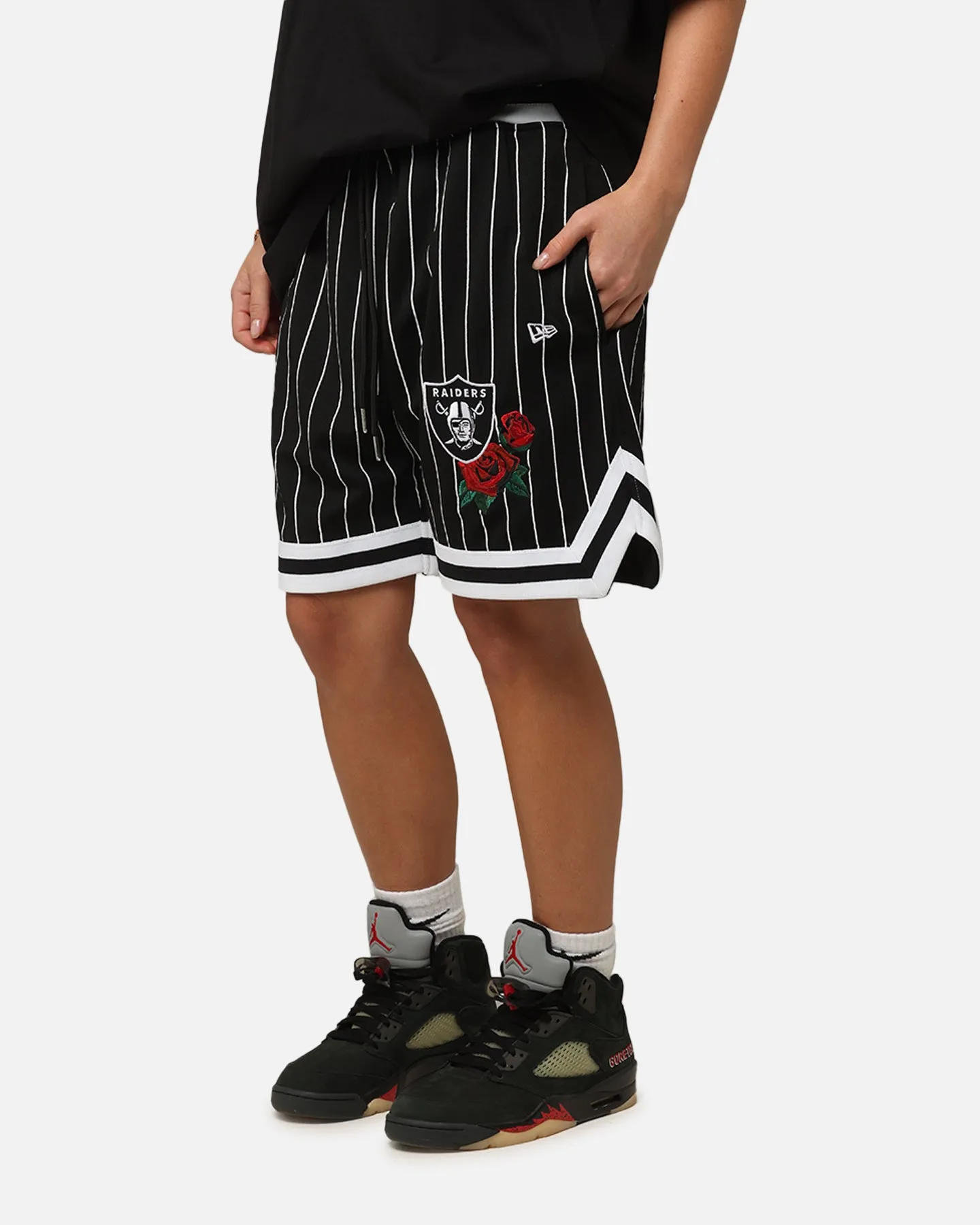 New Era Las Vegas Raiders Rose Mesh Shorts Black Functional Design