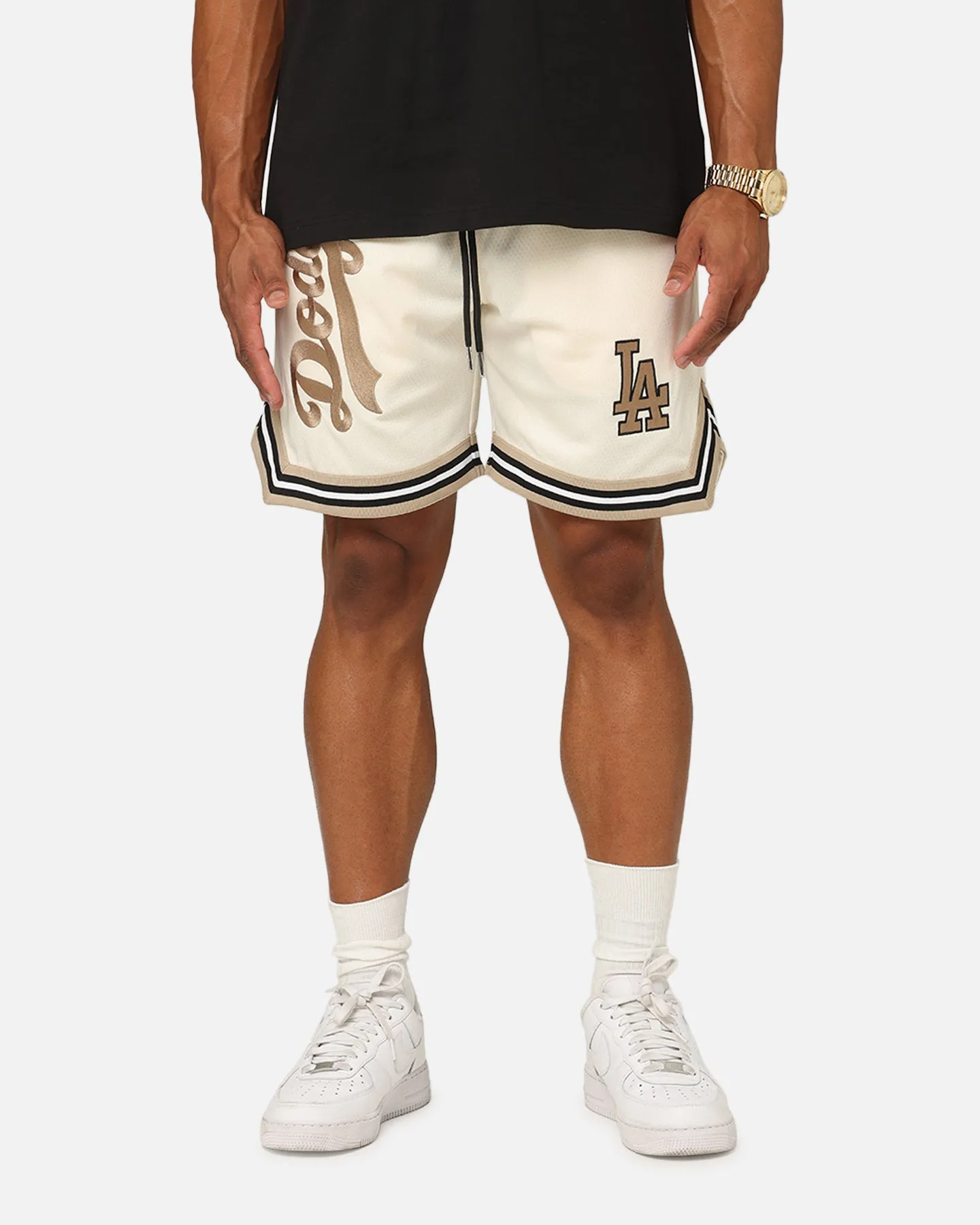 rooftop party look Clean Feel New Era Los Angeles Dodgers Mesh Shorts Light Beige