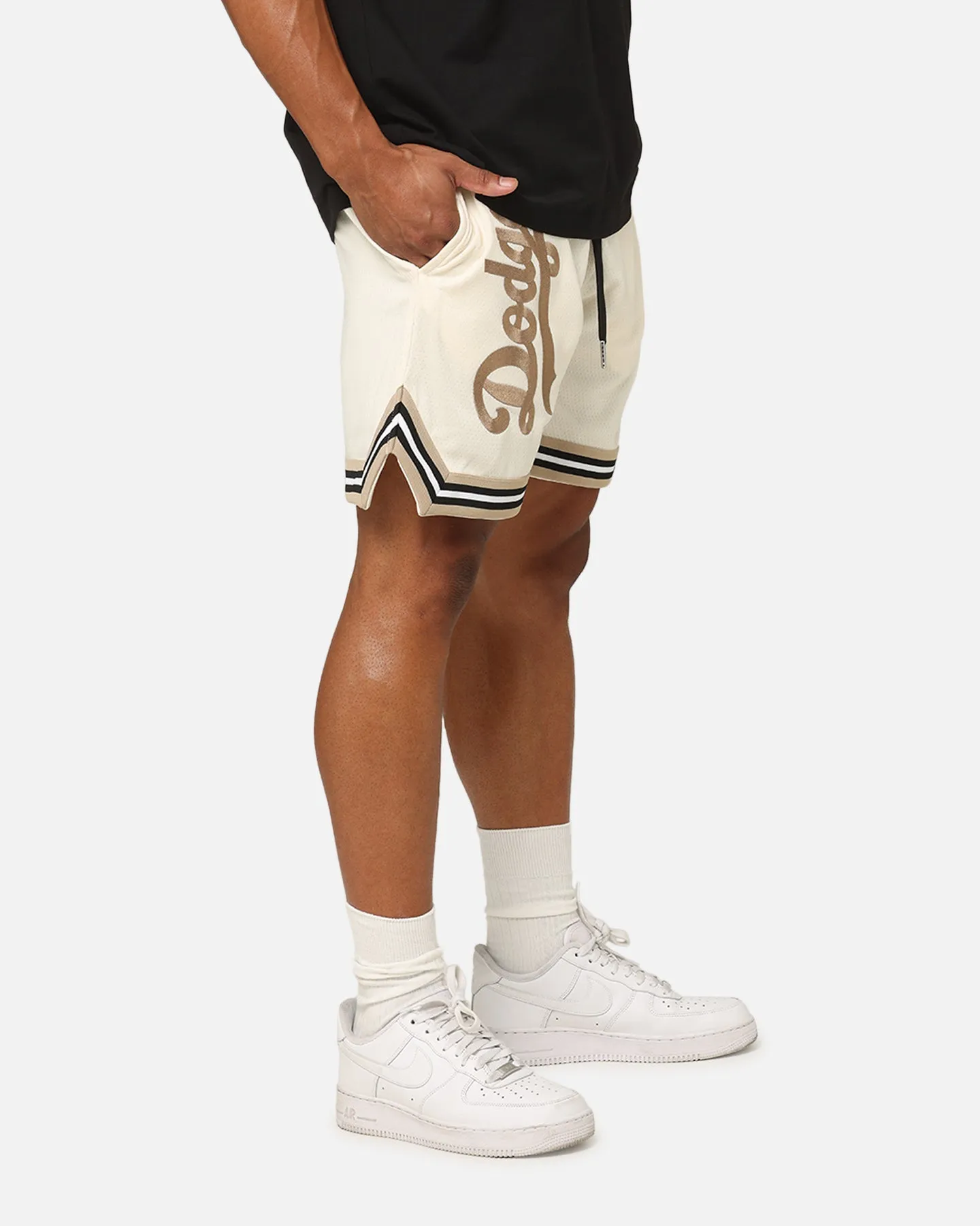 New Era Los Angeles Dodgers Mesh Shorts Light Beige Mesh Ventilation Zones