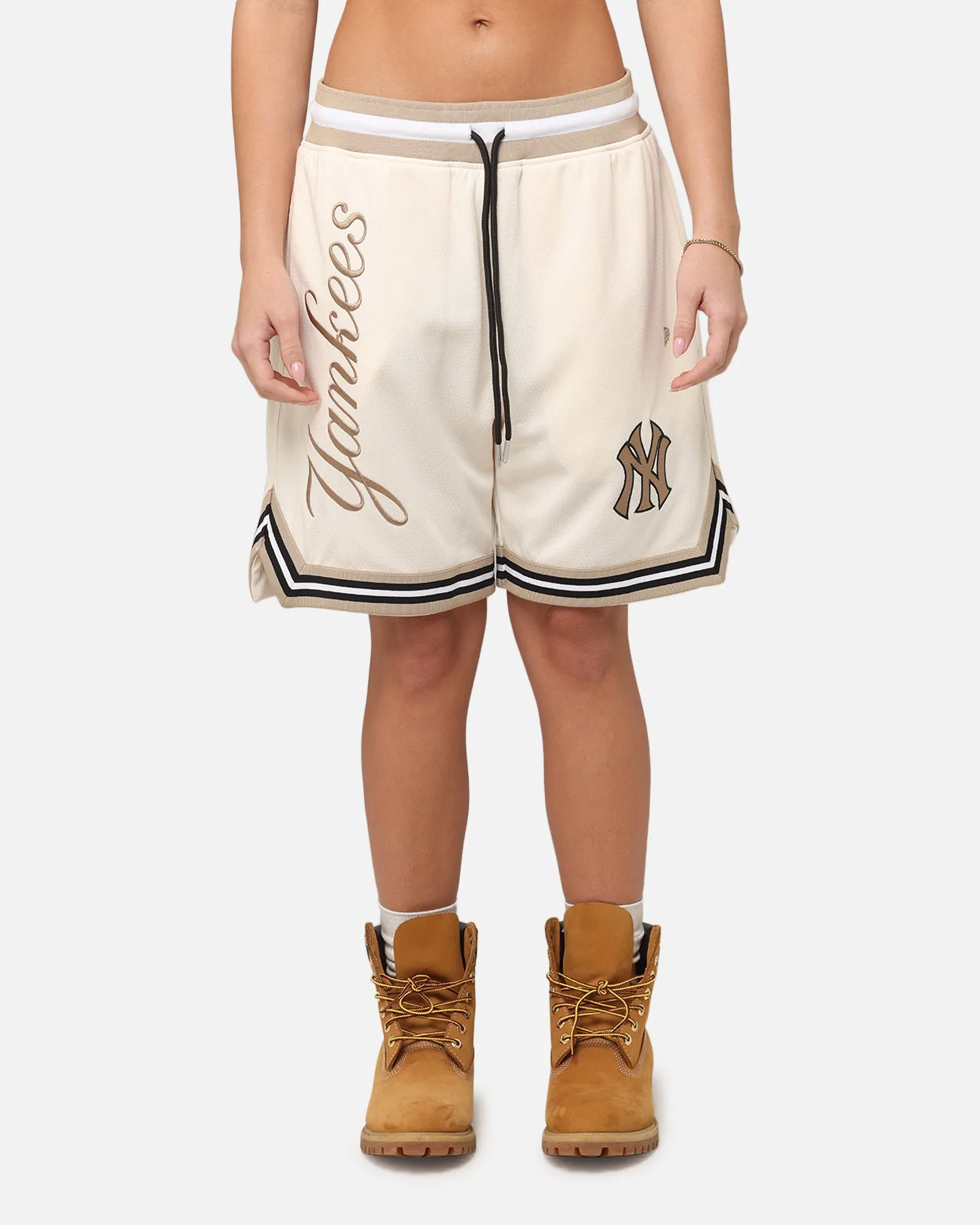 New Era New York Yankees Mesh Shorts Light Beige clean look Sporty Style