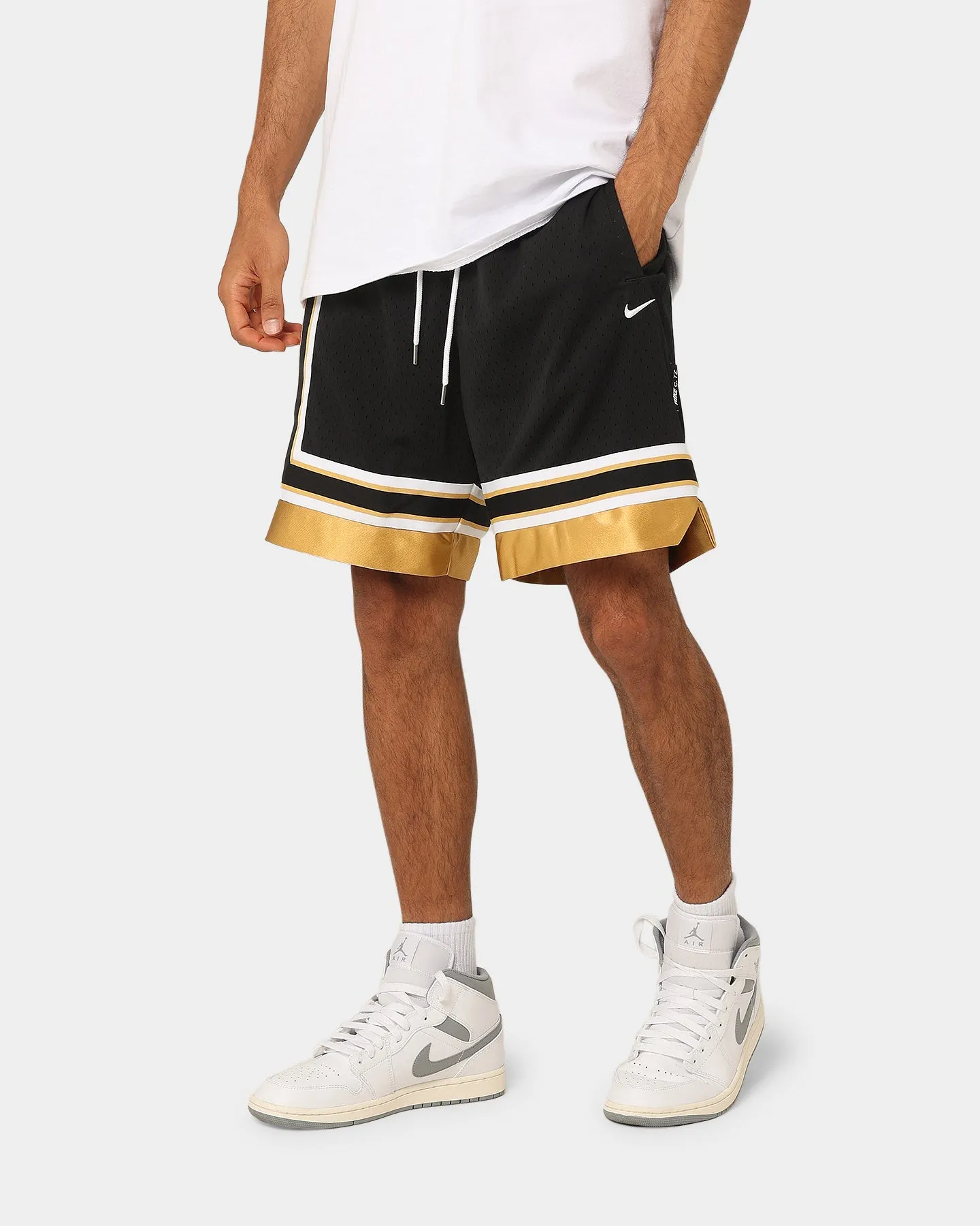 Nike 8" Circa Basketball Shorts Black/Wheat Gold Stylish Fit