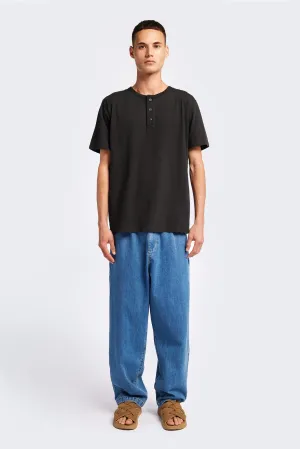 Outdoor Essentials Stratus Henley T-Shirt Vintage Black