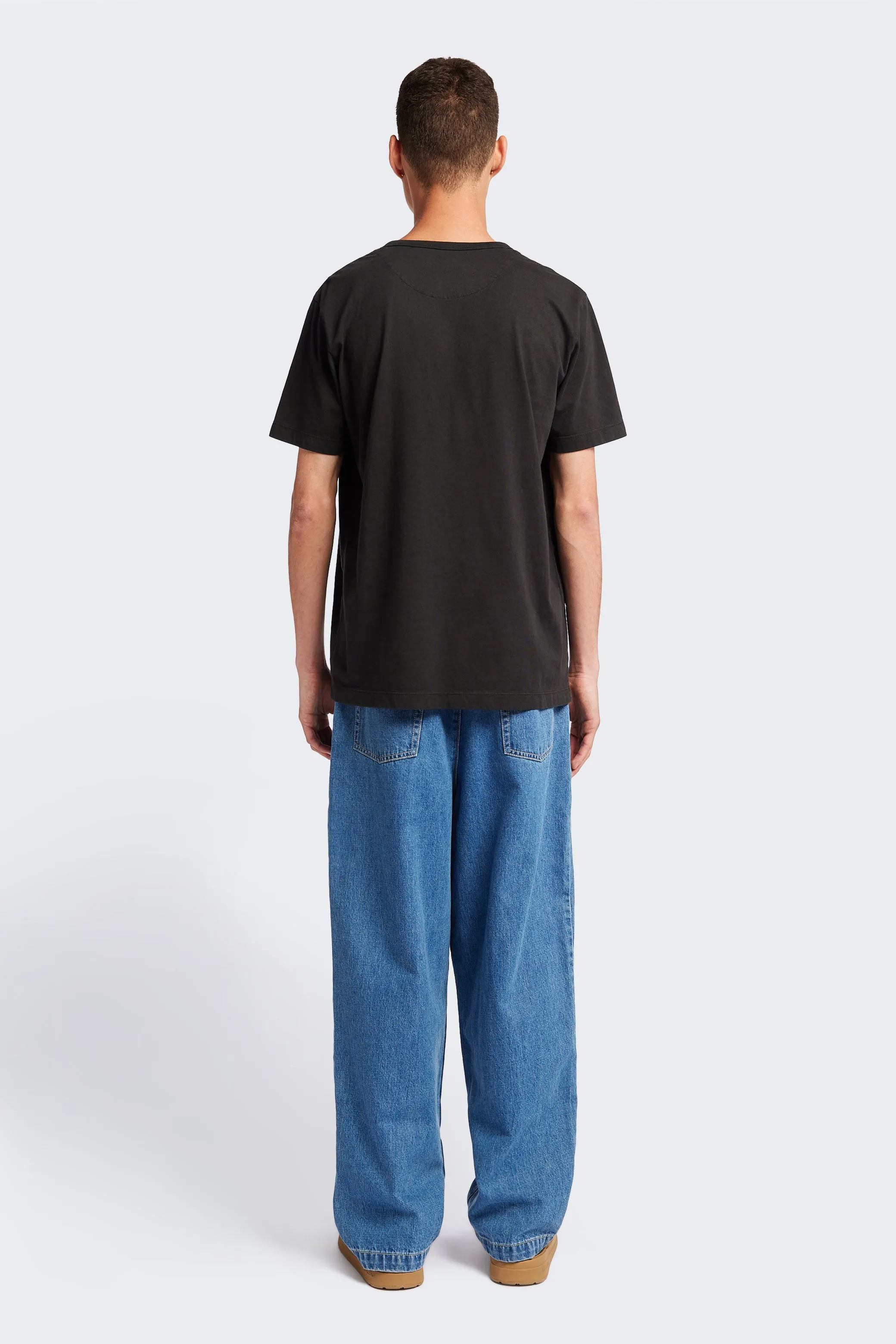 Stratus Henley T-Shirt Vintage Black Versatile Layering Piece