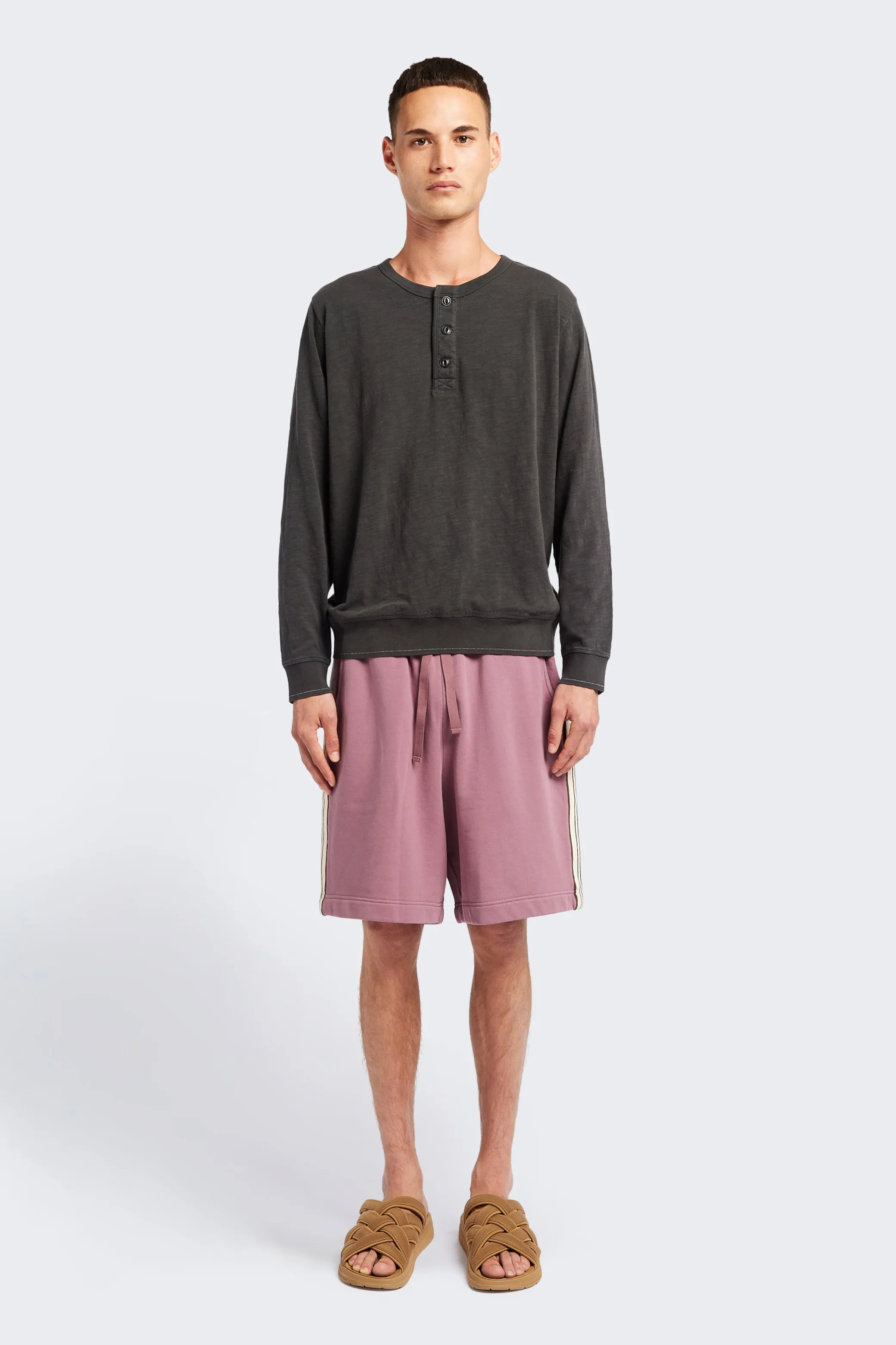 Preppy look Cave Short Grape