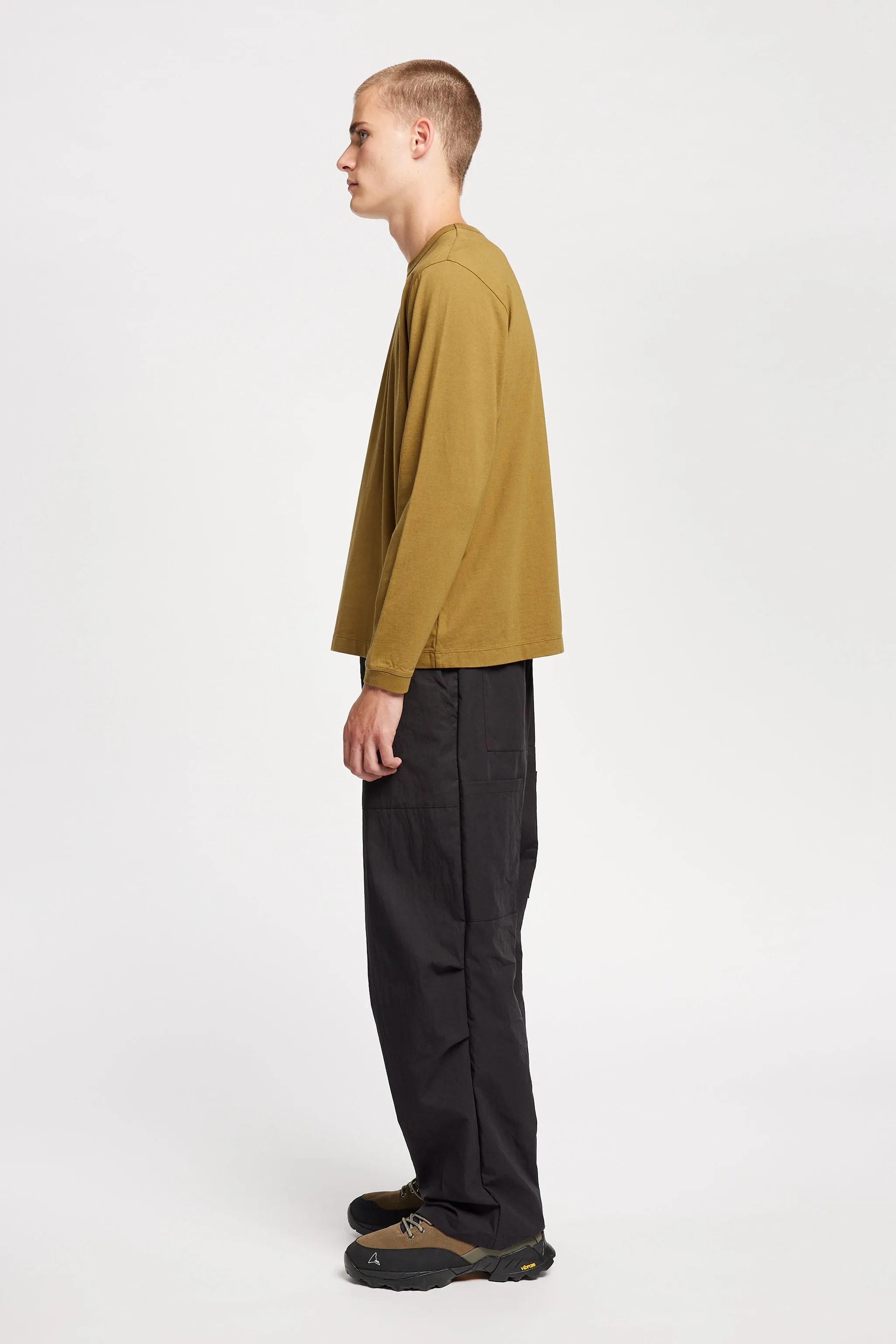 All-Season Comfort Wear Offline L/S T-Shirt Olive Oil