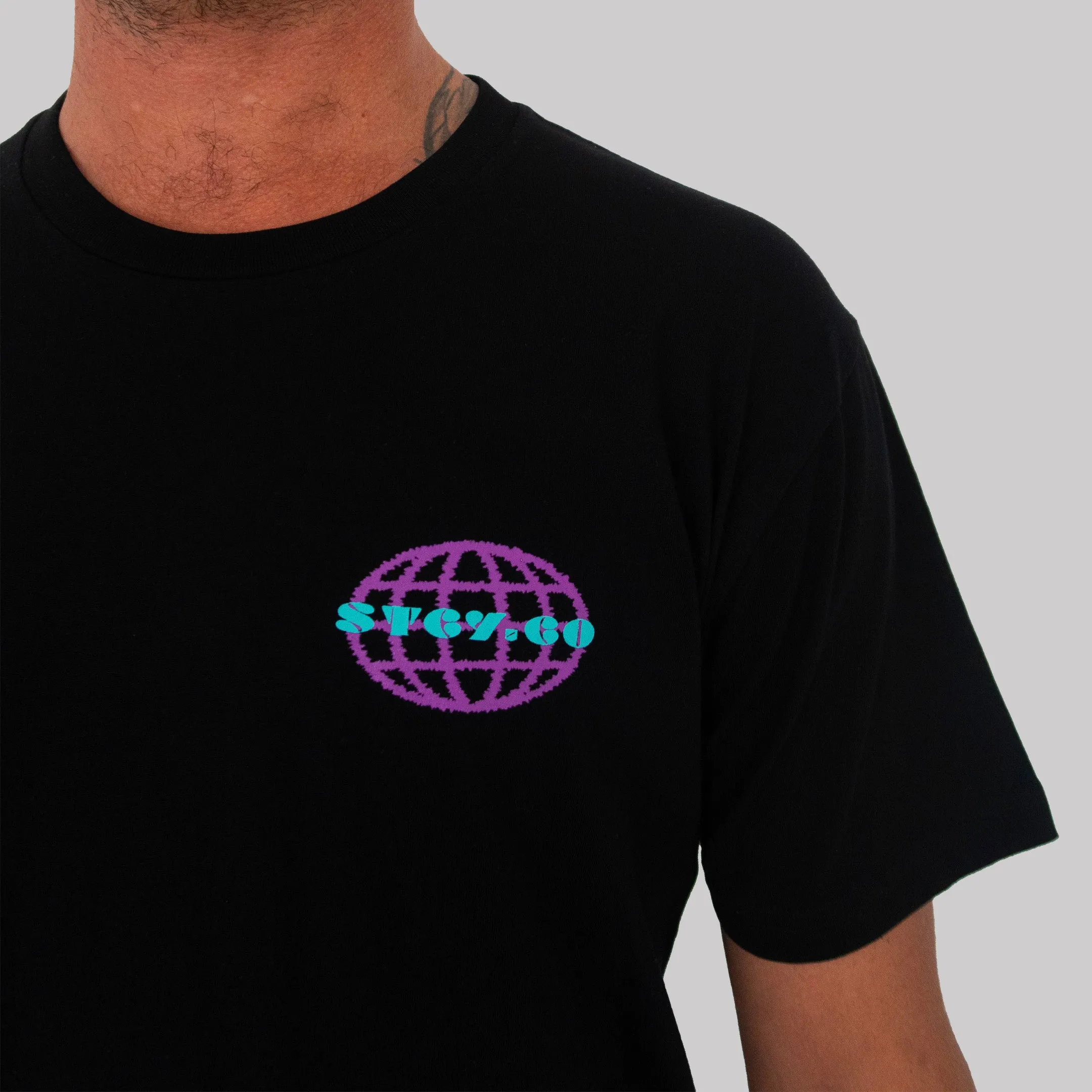 OUR FOUNDATION TEE / BLACK V-Neck Comfort and Fit