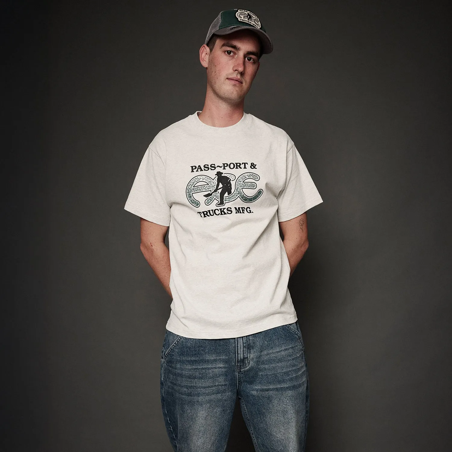 V neck elegance Pass~Port & Ace Trucks MFG Hammertone Tee - Ash