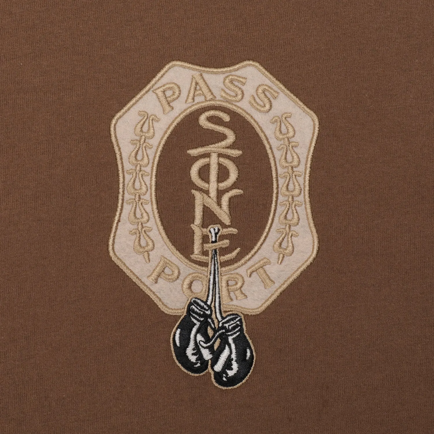 Crew neck classic Cozy and Comfortable Pass~Port & Anthony "Stone" Mapstone Tee - Choc