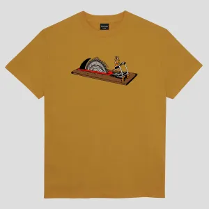 Elegant and Relaxed Pass~Port Keep Running Tee - Mustard