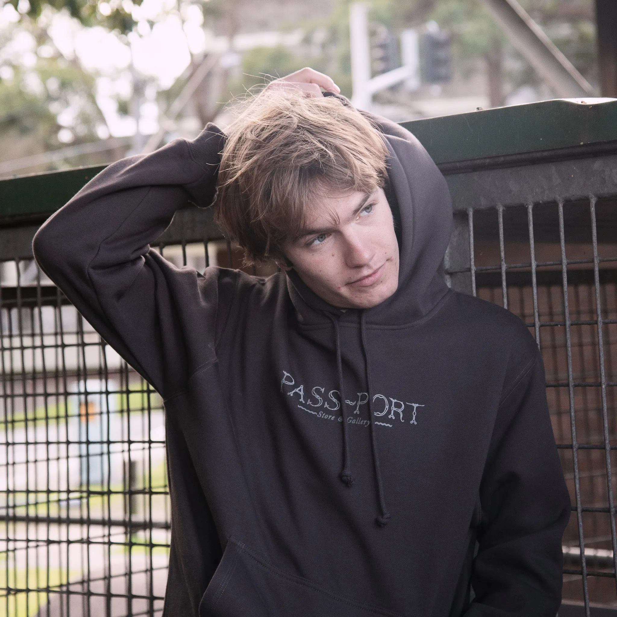 Pass~Port Store & Gallery Exclusive Wired Logo Hood - Tar sporty wear Pockets