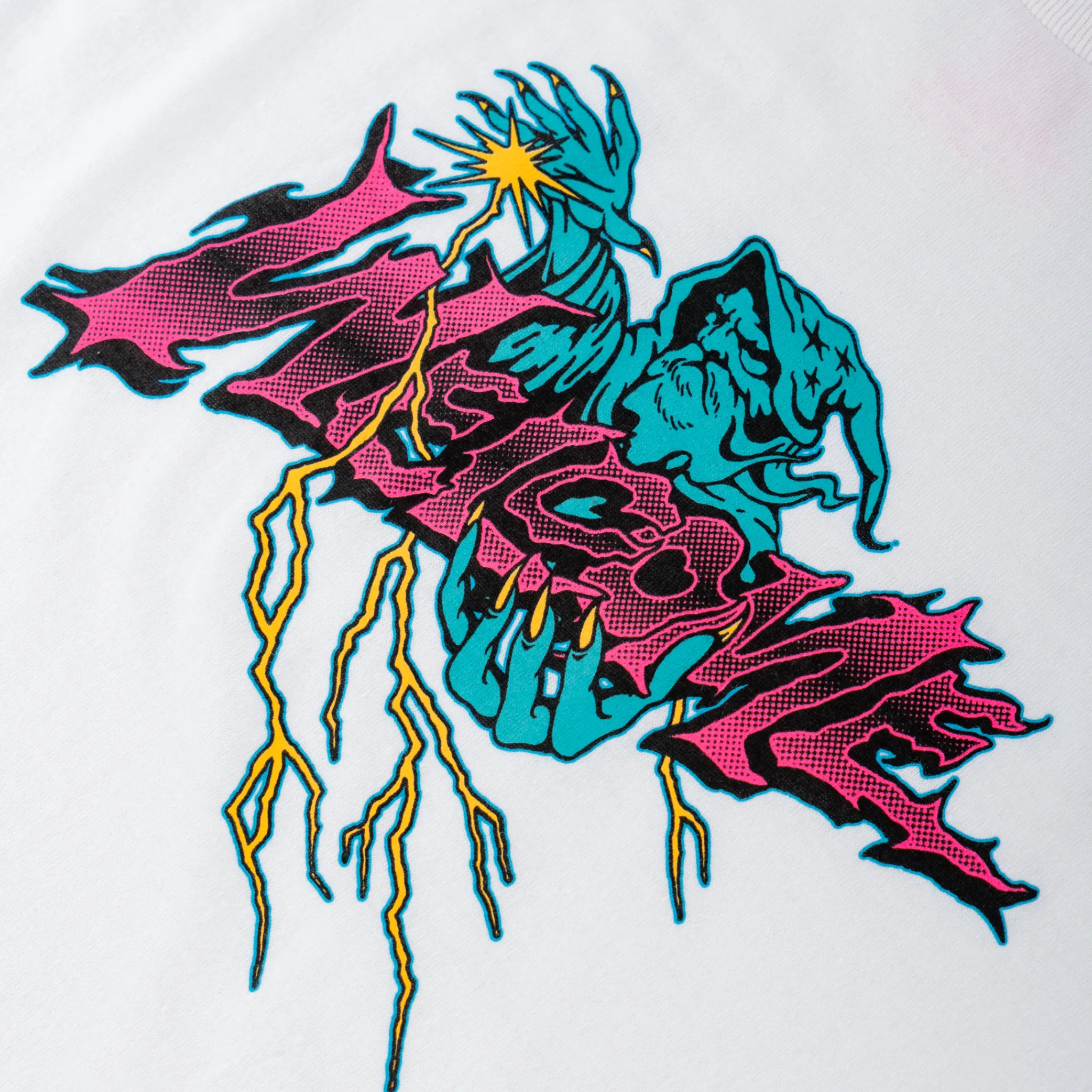 Comfortable fit Magnetic Tee - White