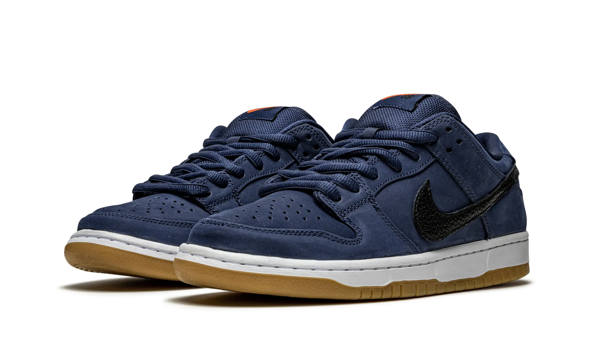 Bush Step Edge Step SB Dunk Low Pro ISO "Midnight Navy"