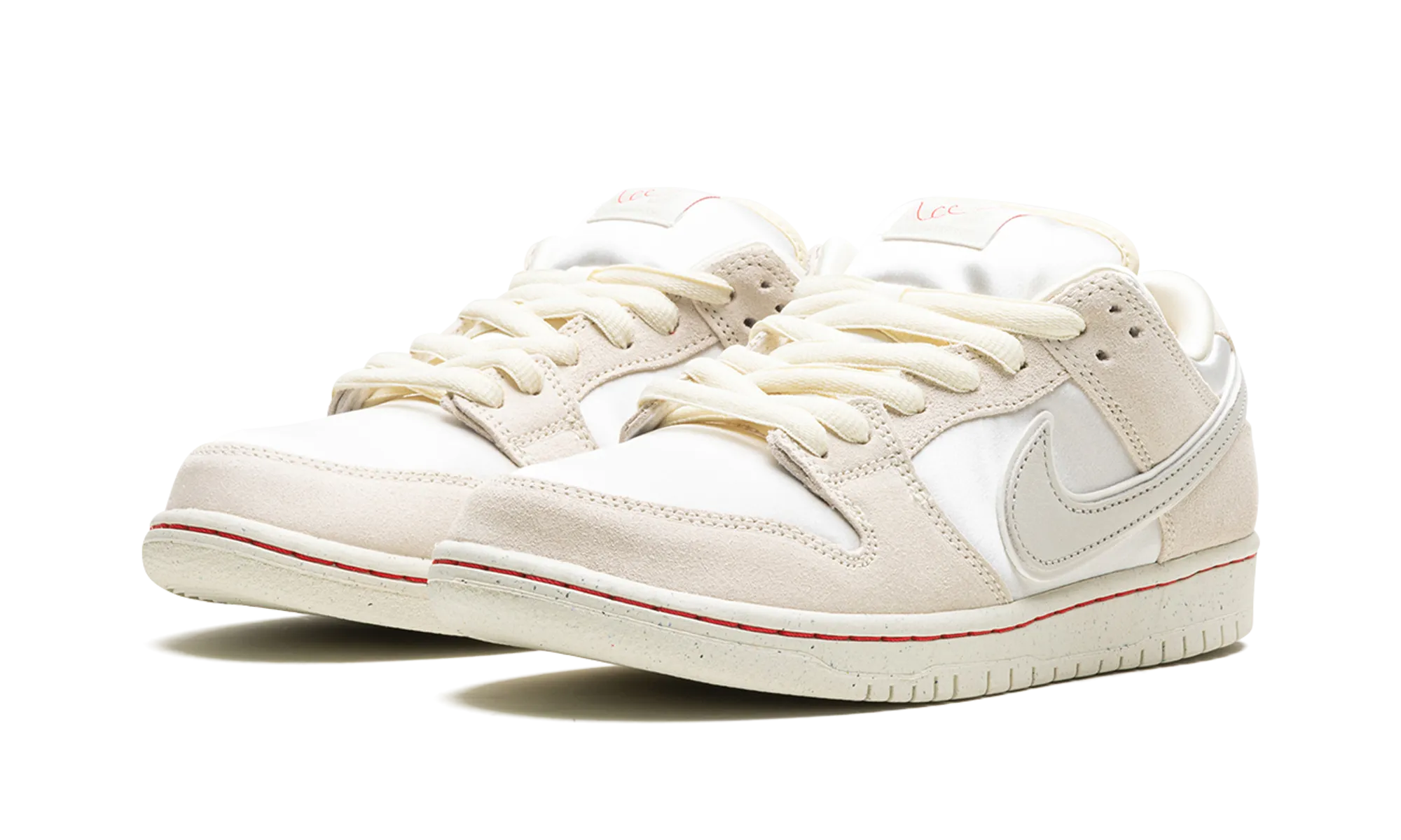 Step Grip Sand Step SB Dunk Low "Valentine's Day - Low Love Found"