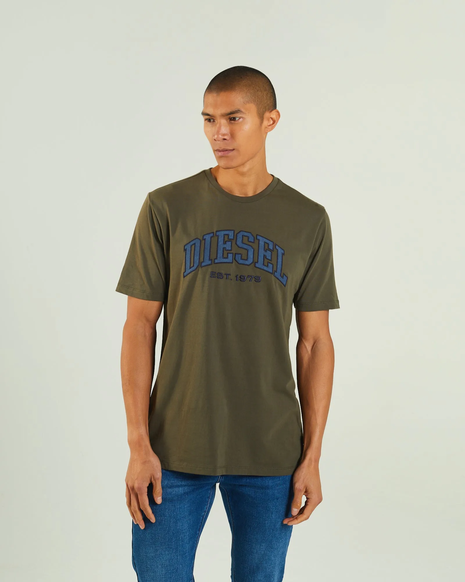 Ronnie Tee Combat Green Everyday Comfort Style