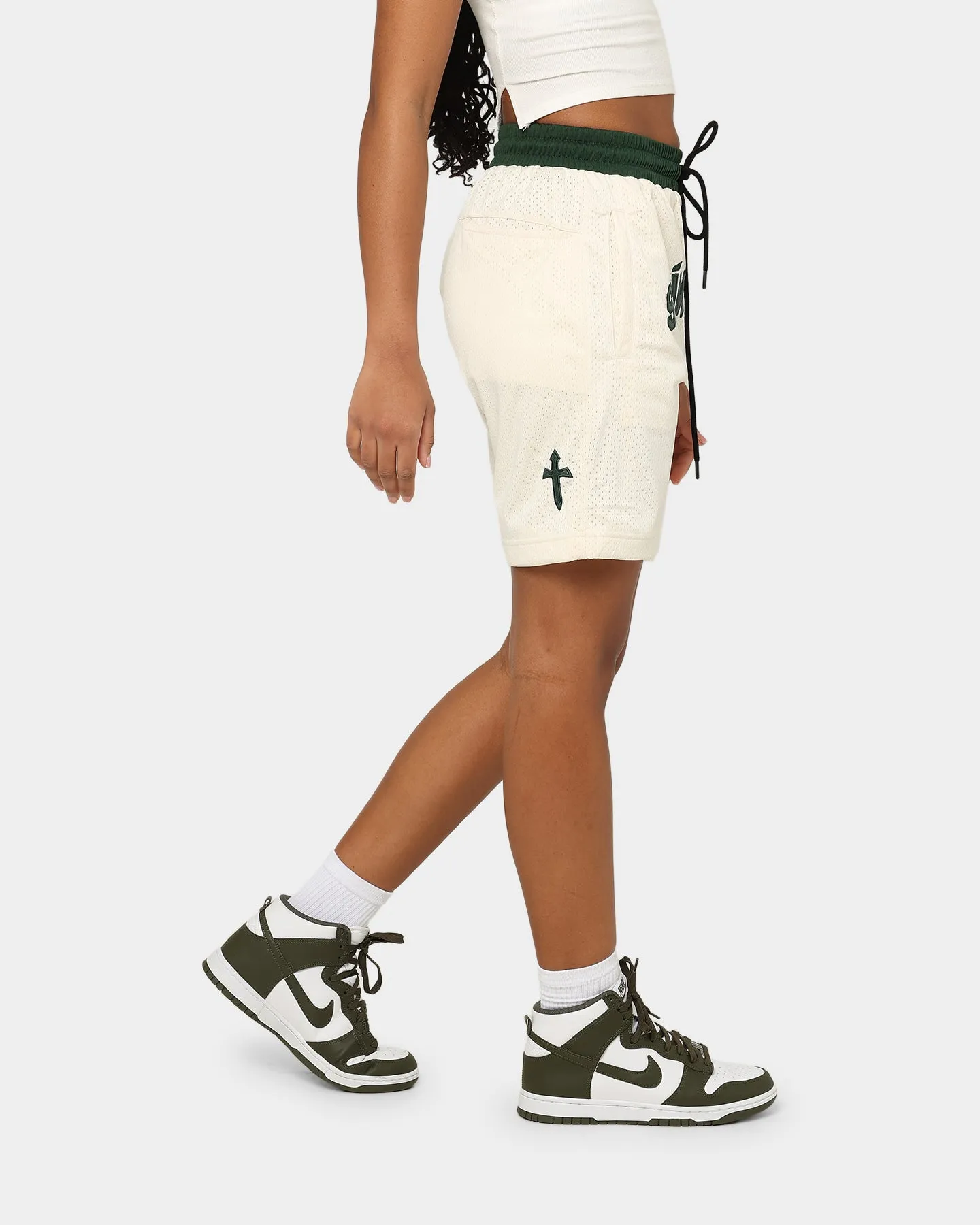 Saint Morta Kingdom Basketball Shorts Off White/Green Elastic Comfort