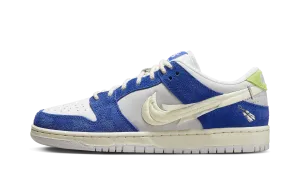 SB Dunk Low "Fly Streetwear - Gardenia" Quick Travel travel mode