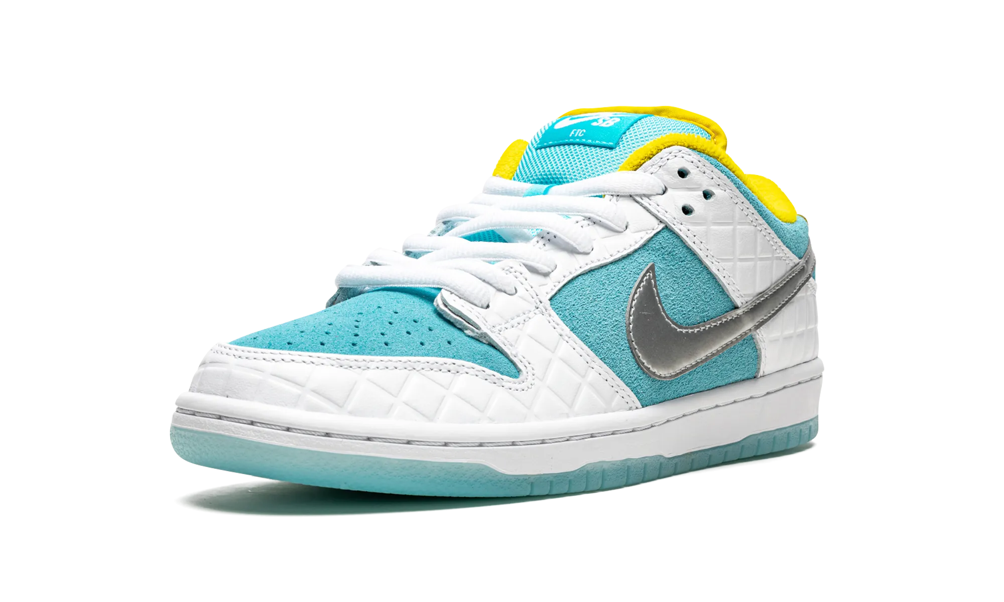 SB Dunk Low "FTC Lagoon Pulse" Training Light