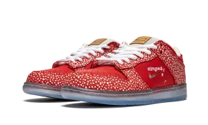 SB Dunk Low "Stingwater - Magic Mushroom" Breathable Vent Holes