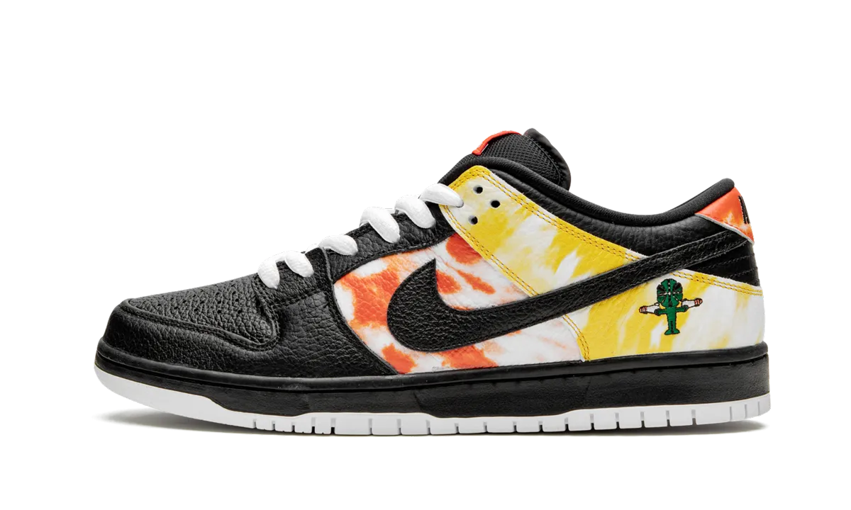 Versatile daily wear SB Dunk Low "Tie-Dye Rayguns 2019 - Black"