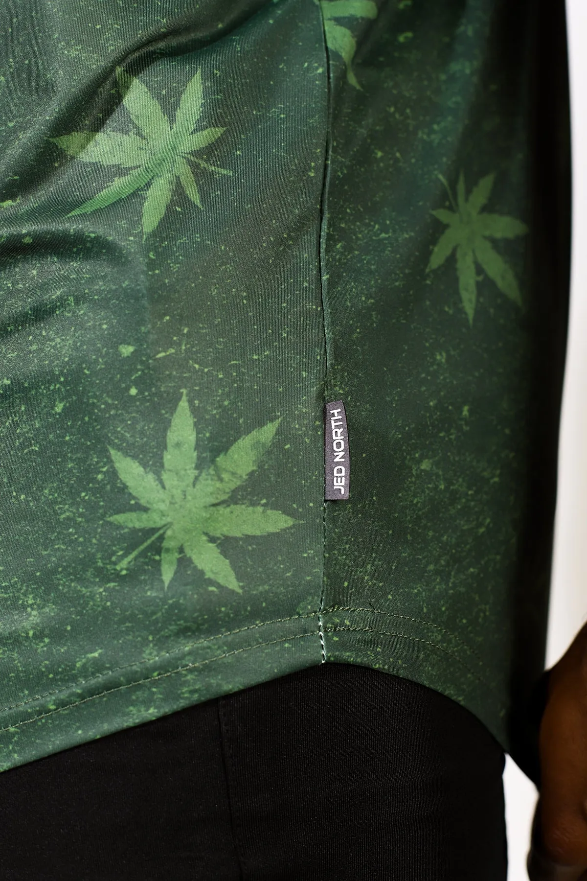 Graphic Muscle Stringer - Weed Indoor Comfort Quick Release Closure