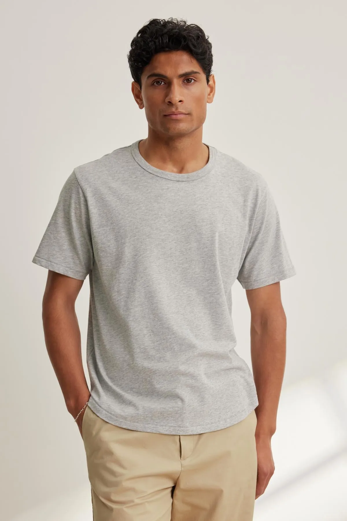 MADDEN TEE Performance Wear Minimalist Look