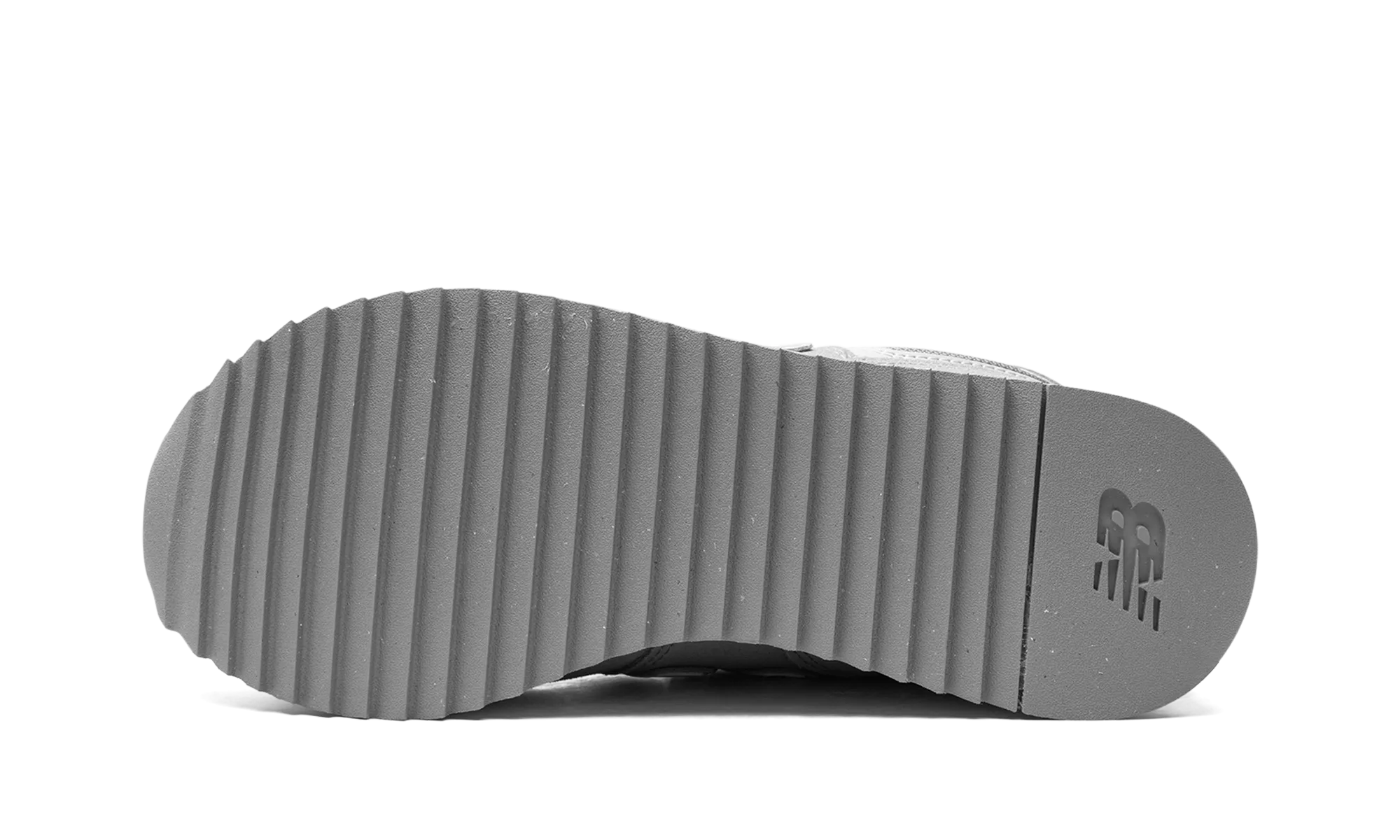 574  "Shadow Grey" Dinner Look