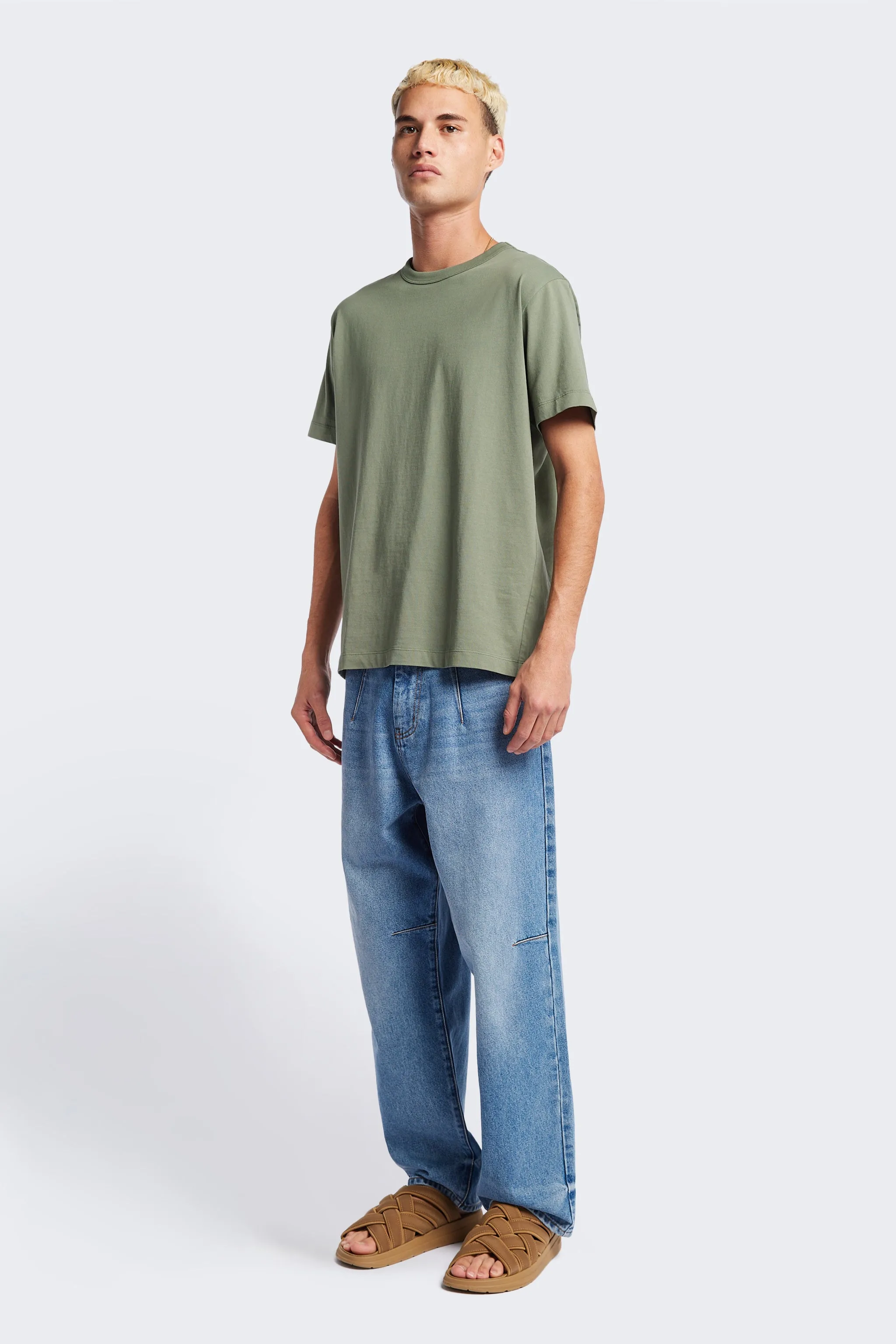 Radius T-Shirt Sage Green Minimalist Design Lightweight Look