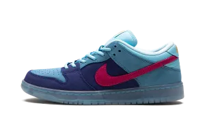 Weather Ready SB Dunk Low "Run The Jewels"