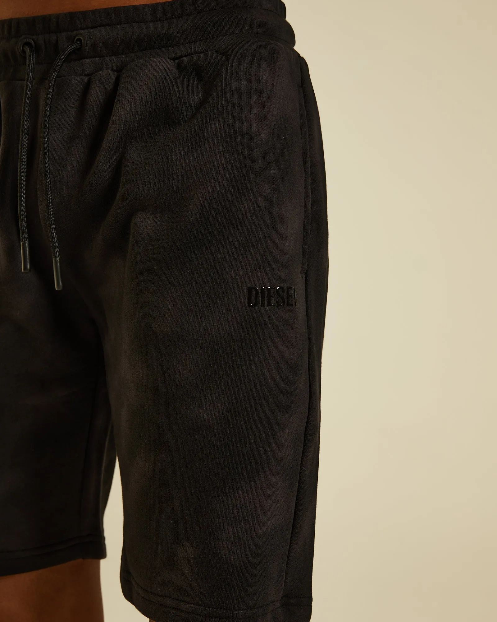 Jubel Short Bleached Black UV Protective Coating Tagless Design