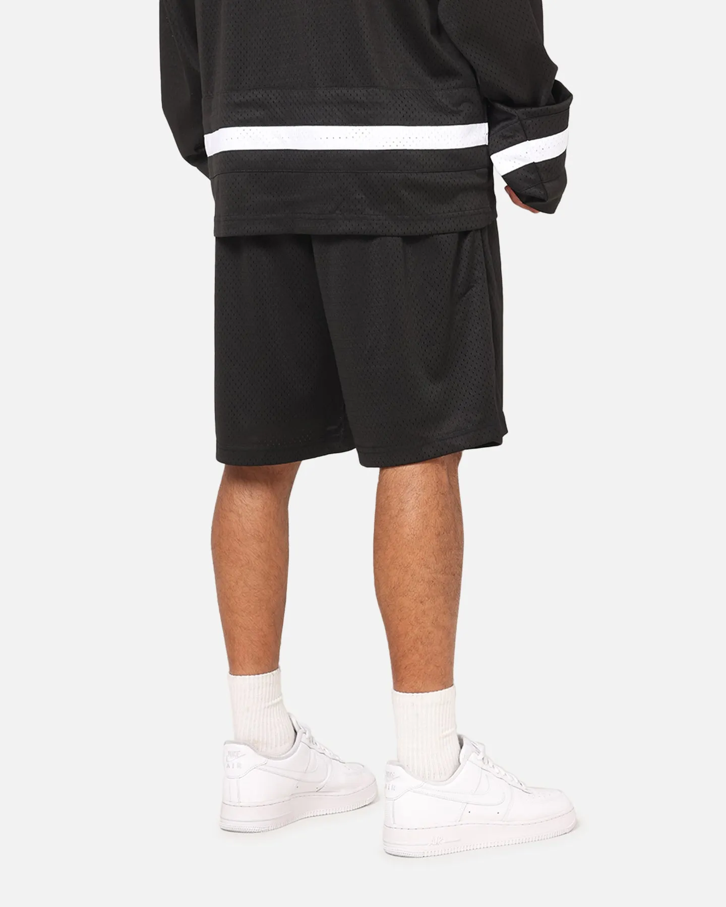 Light Layer Mitchell & Ness All Black Rugby Union Classic Mesh Shorts Solid Black