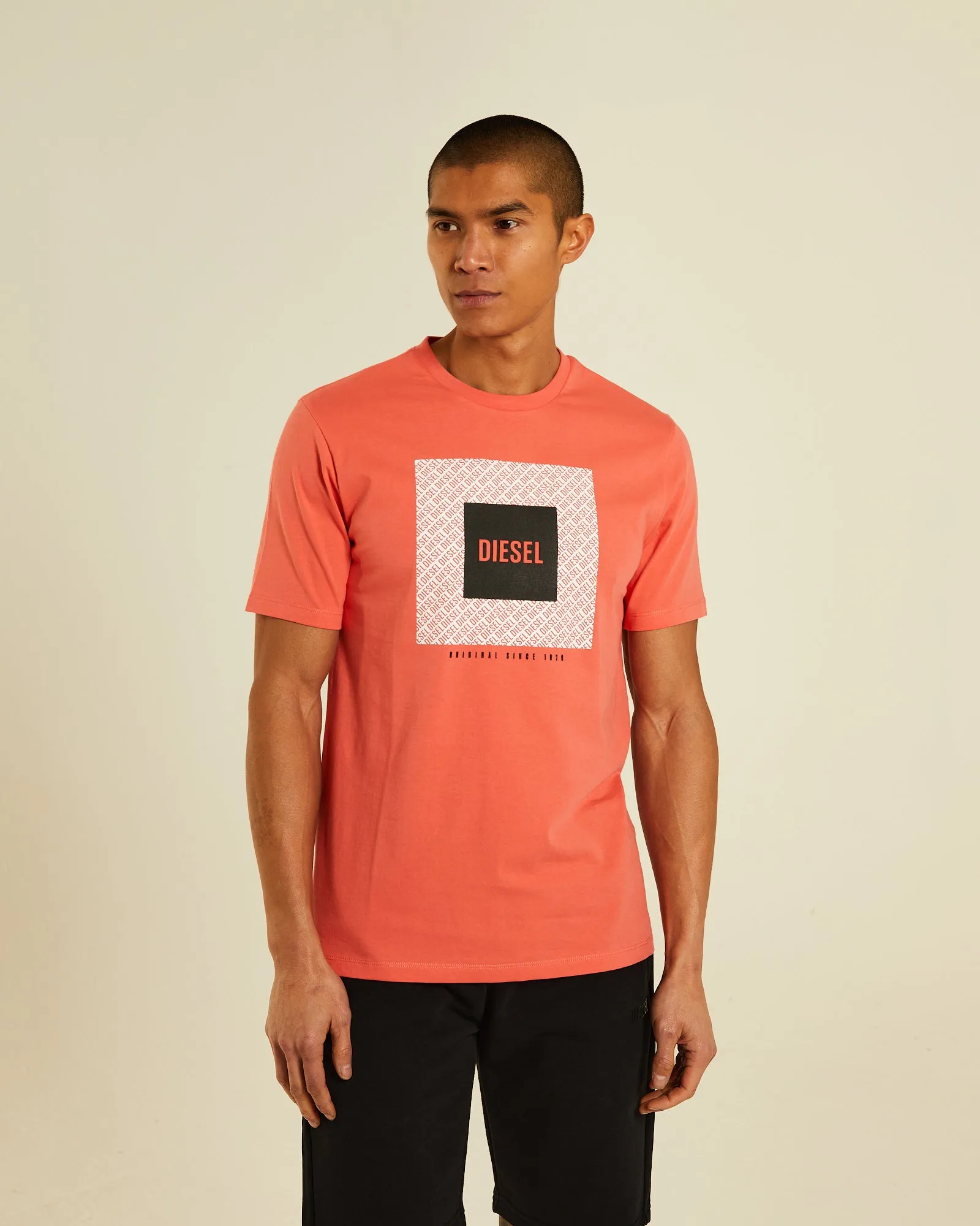 MultipurposeCuffs Idris Tee Bright Peach