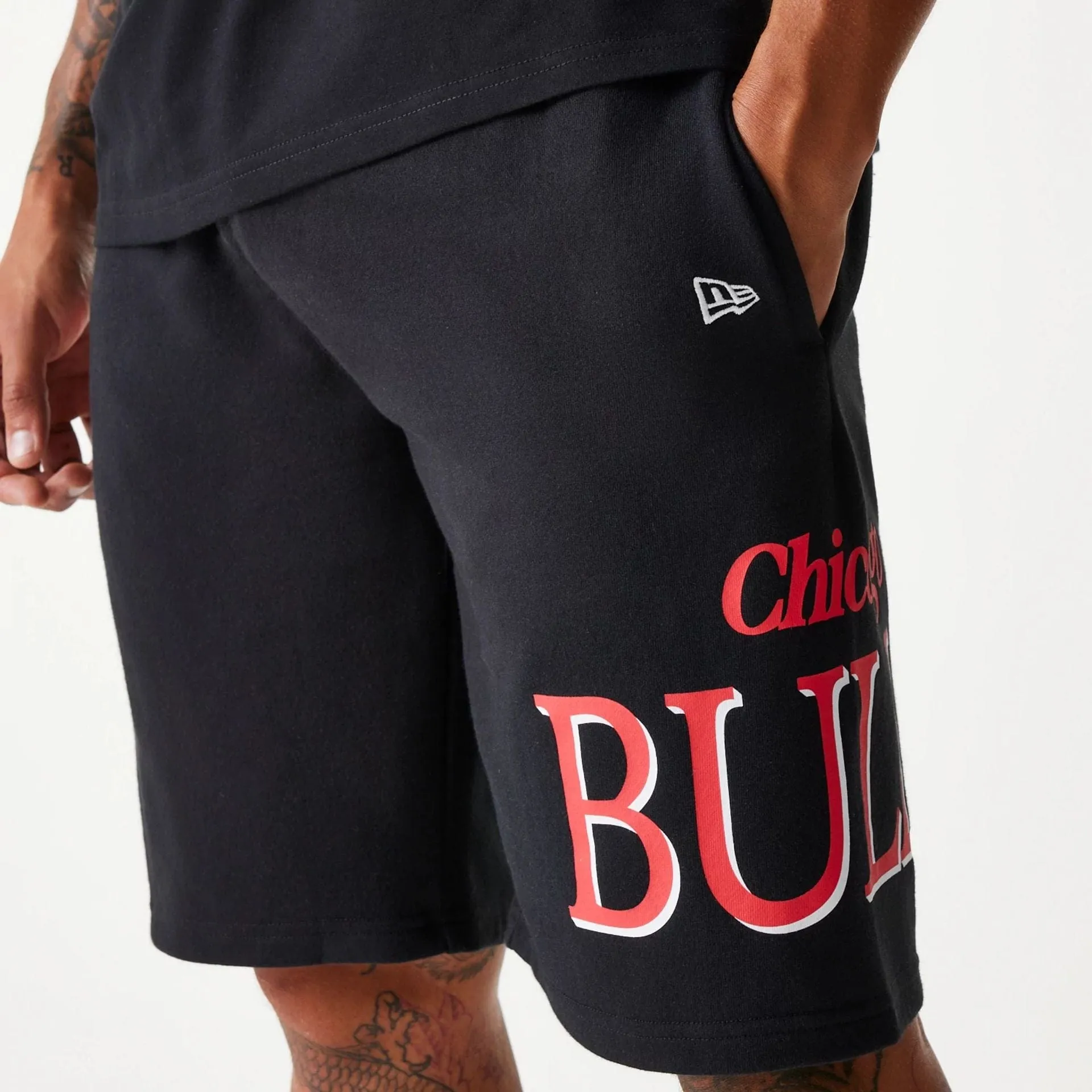Relaxed Fit Non Irritating Tags Chicago Bulls NBA Team Graphic Black Shorts