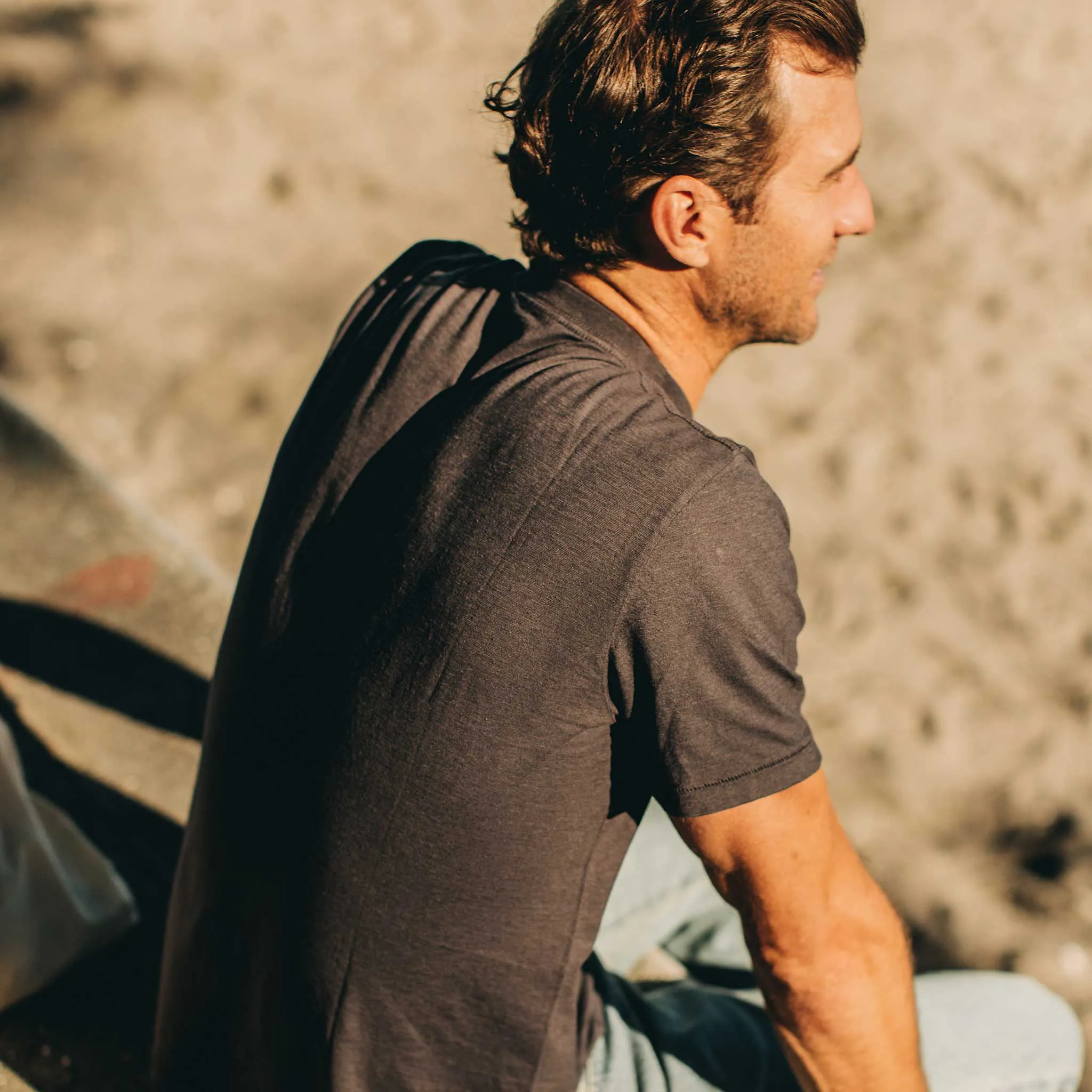 Breathable Comfort Fit The Cotton Hemp Tee in Charcoal