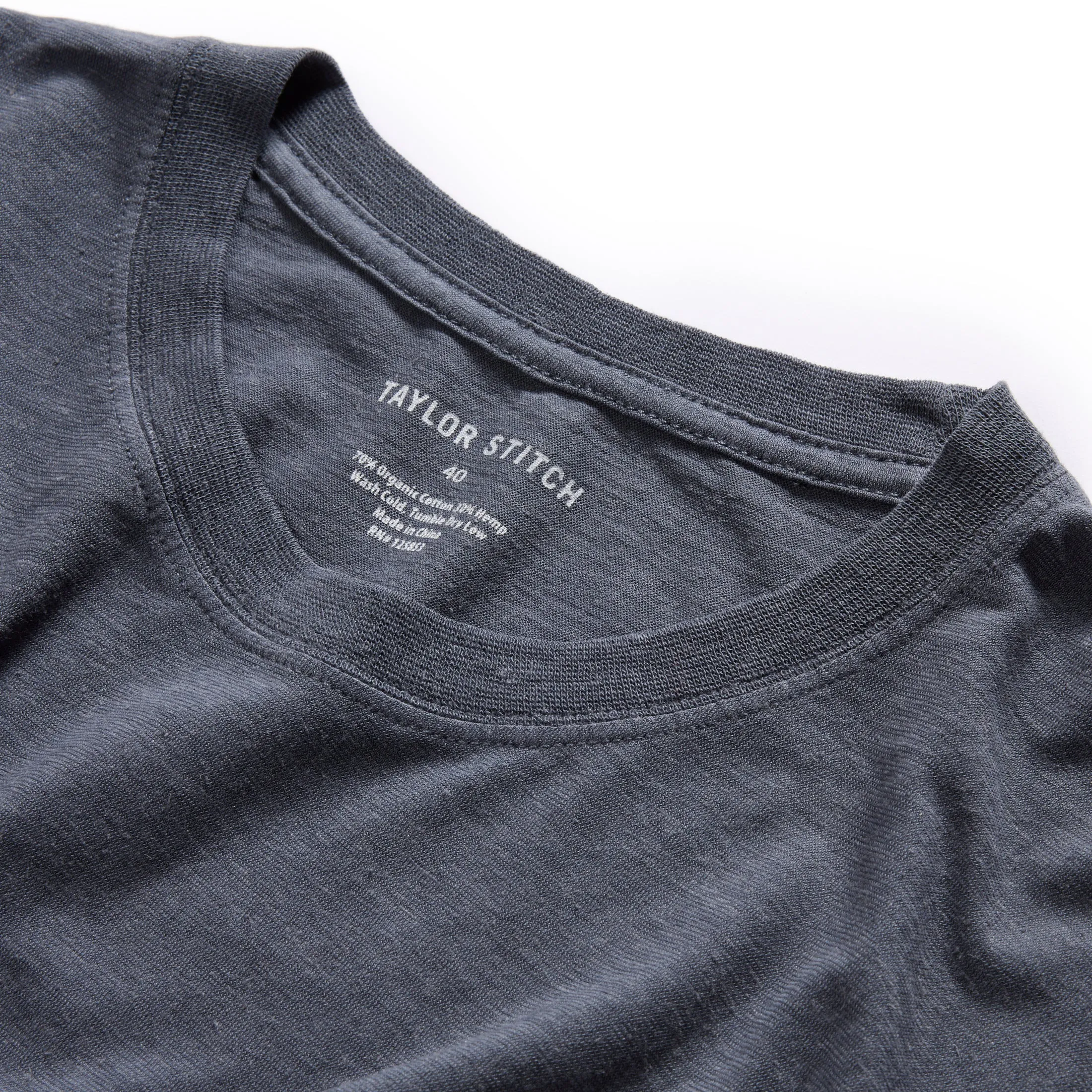 Urban Fashion Look Easygoing Wear The Cotton Hemp Tee in Navy